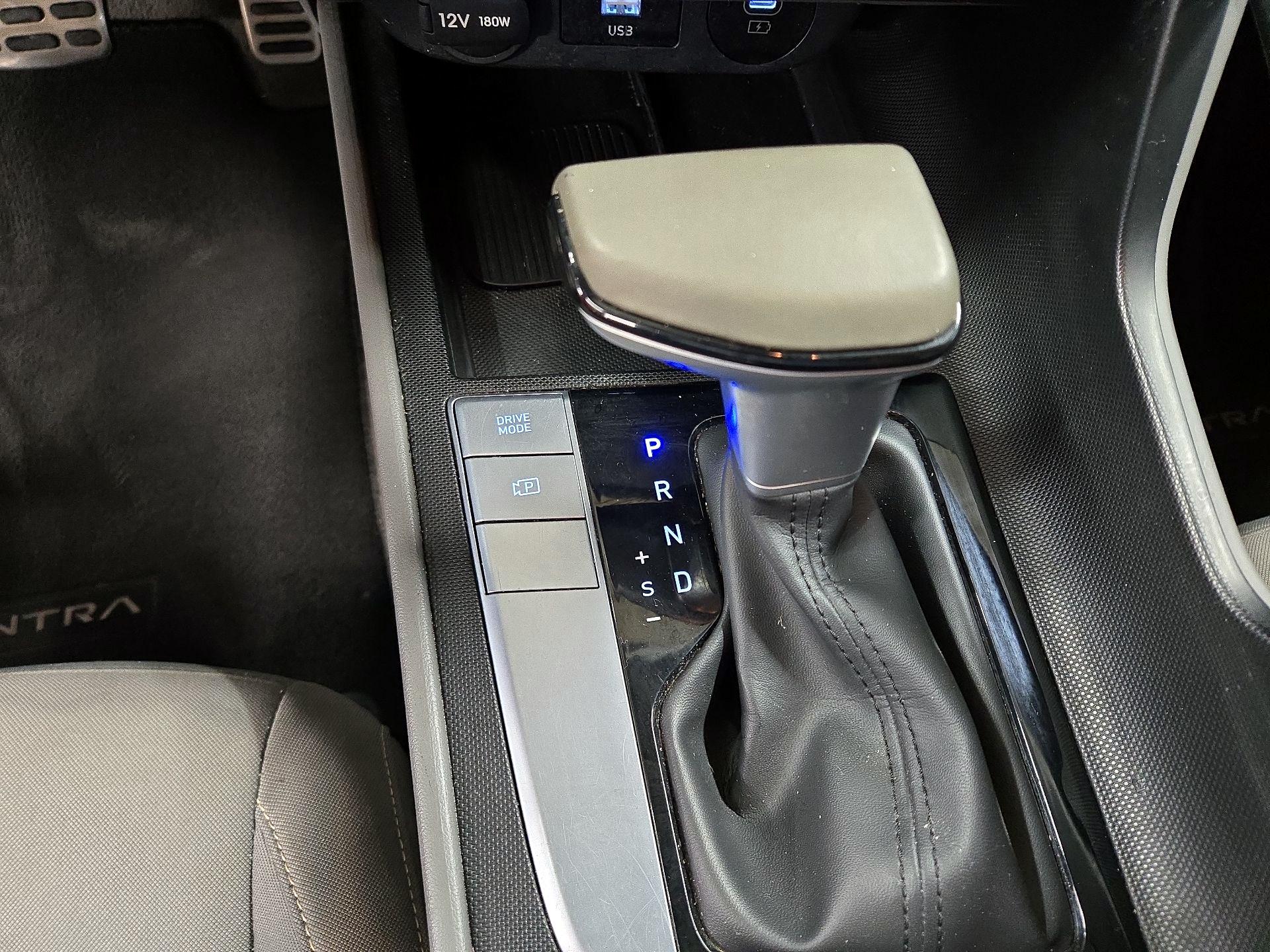 Thumbnail: 2026 Hyundai Elantra - 17