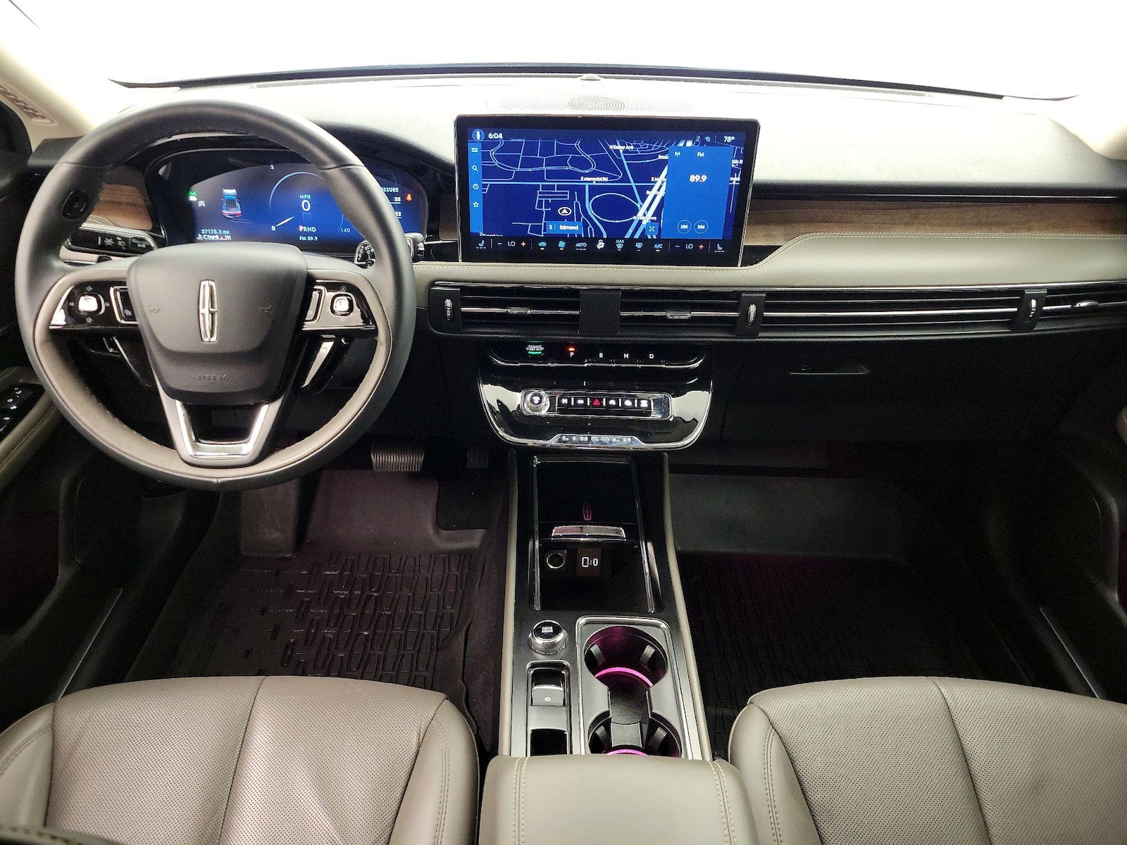 Apple CarPlay® & Android Auto™