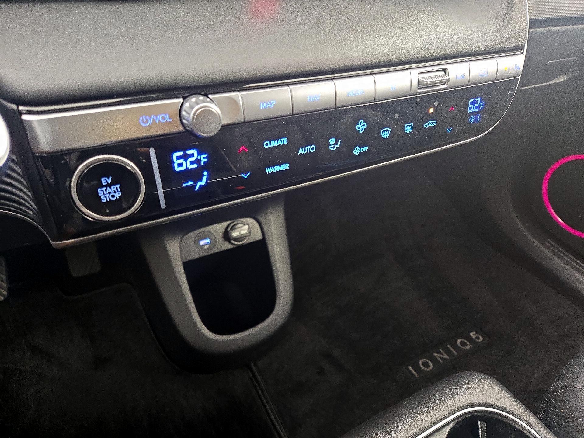 Thumbnail: 2024 Hyundai Ioniq 5 - 16