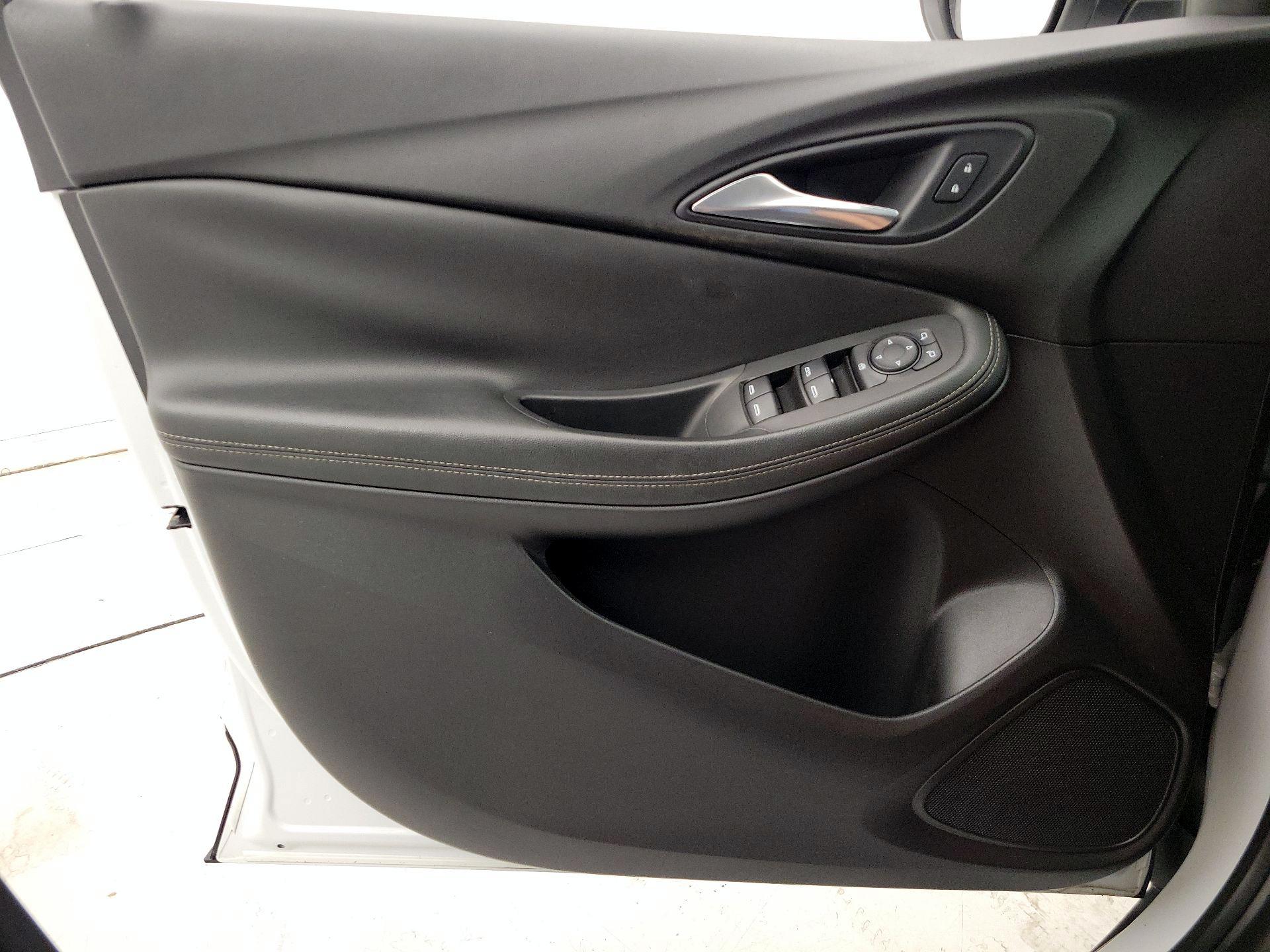 Thumbnail: 2020 Buick Encore GX - 12