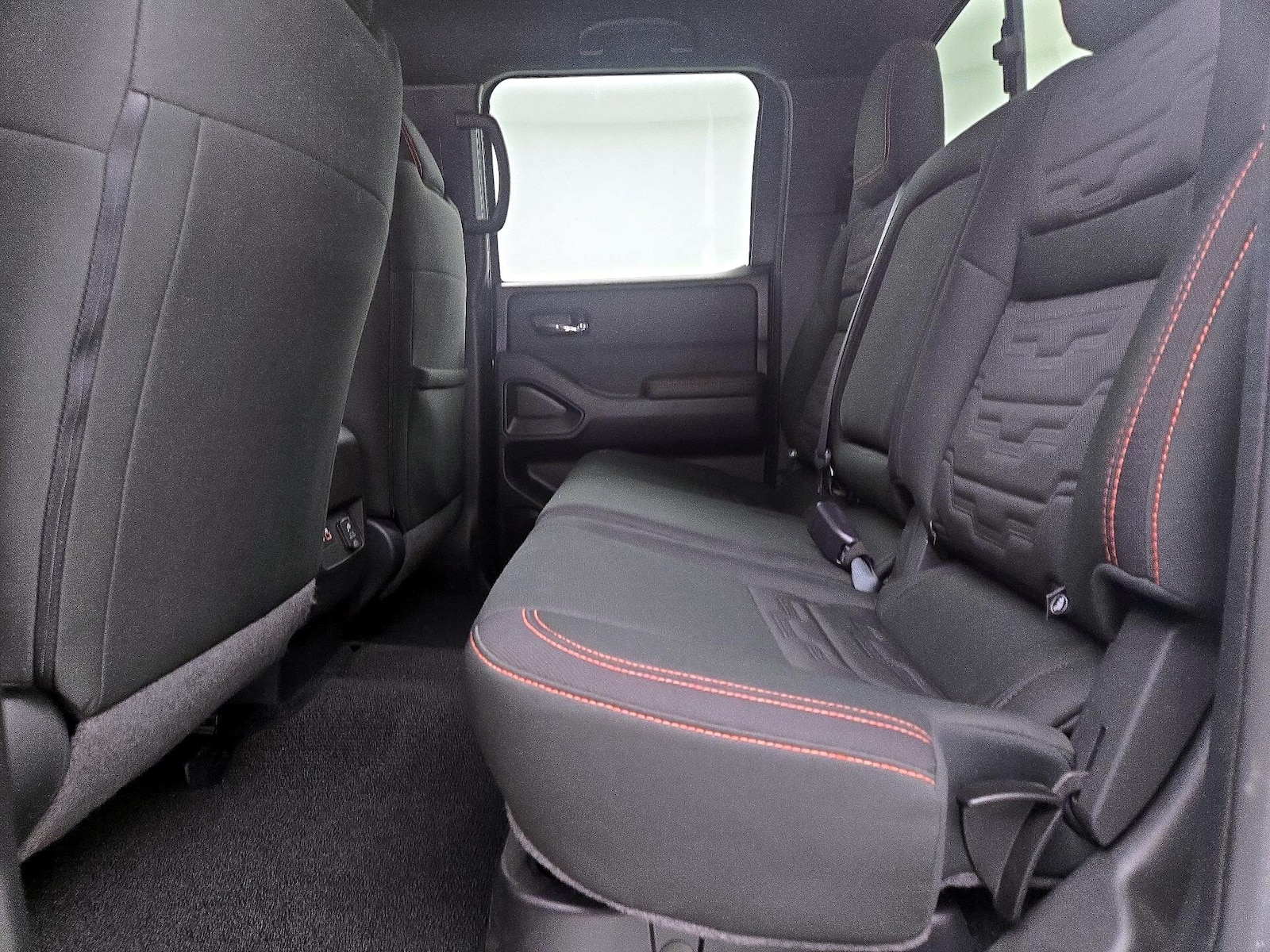 2025 Nissan Frontier PRO-X - Photo 20