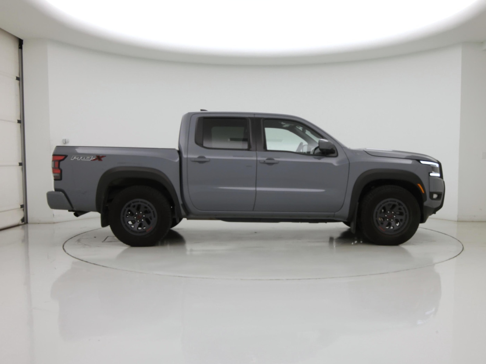 2025 Nissan Frontier PRO-X - Photo 8