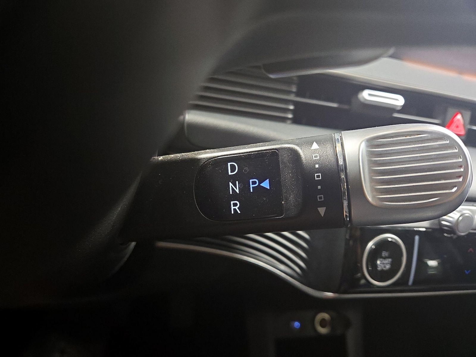 2024 Hyundai IONIQ 5 SEL - Photo 18