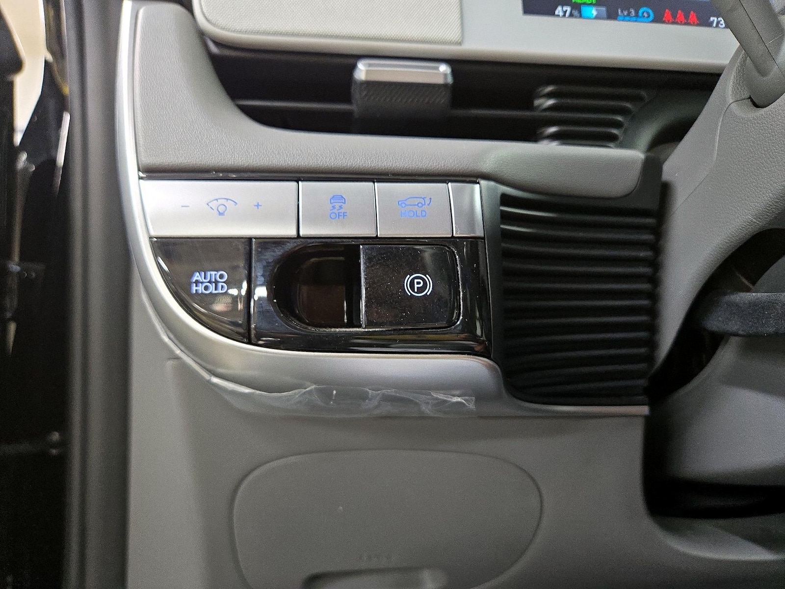 2024 Hyundai IONIQ 5 Limited - Photo 14