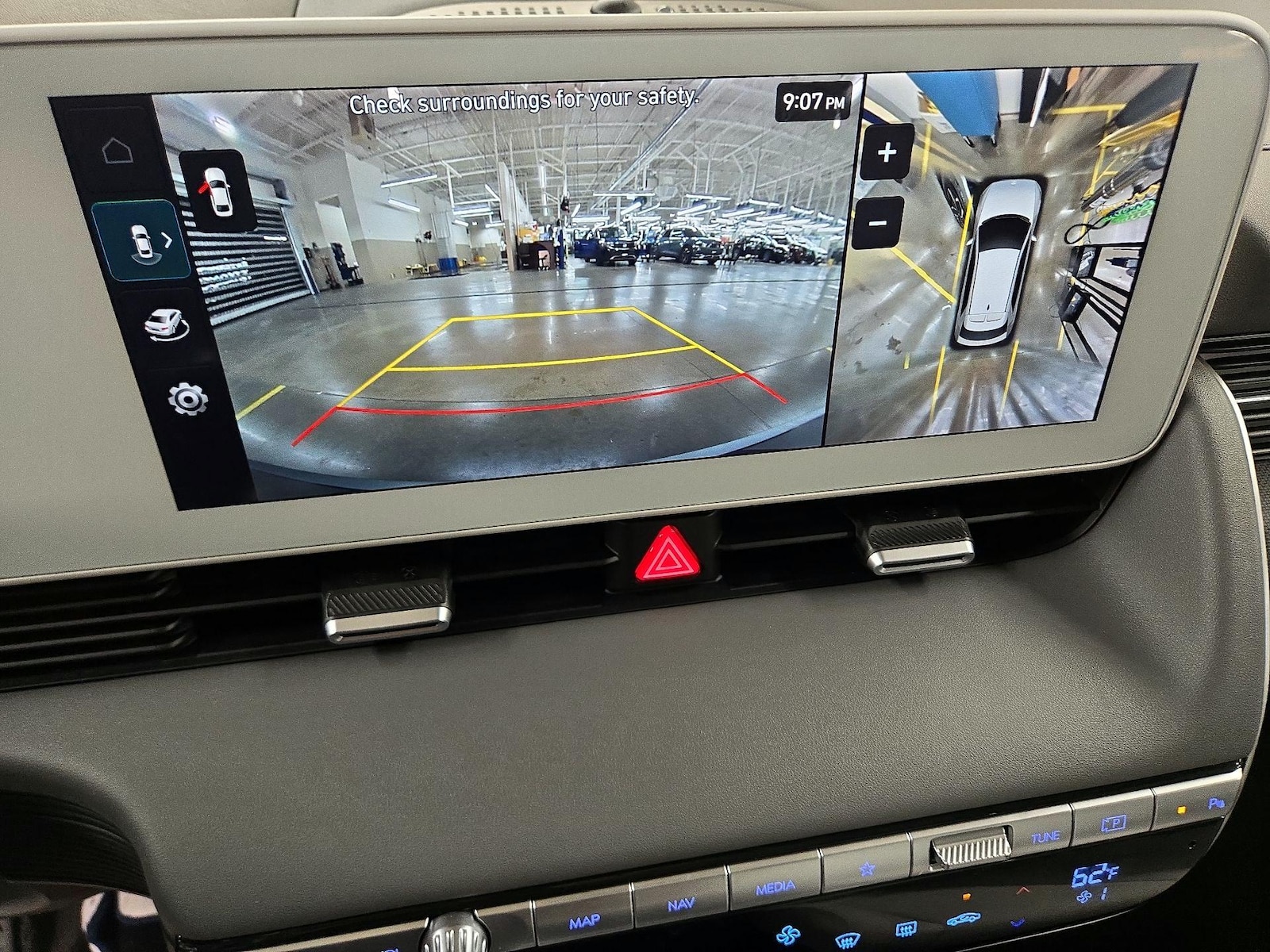 2024 Hyundai IONIQ 5 Limited - Photo 16