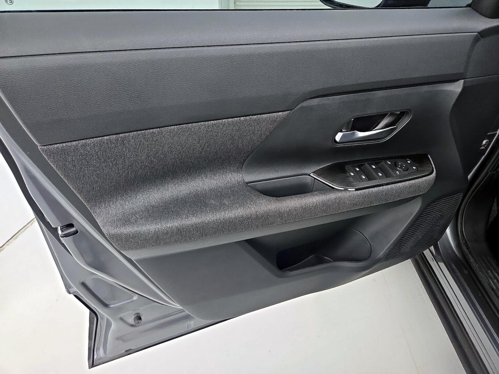 2026 Nissan KICKS SV - Photo 13