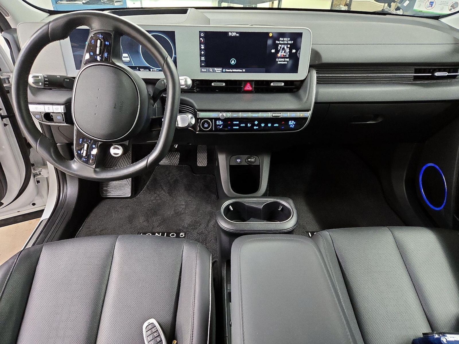 2024 Hyundai IONIQ 5 Limited - Photo 10