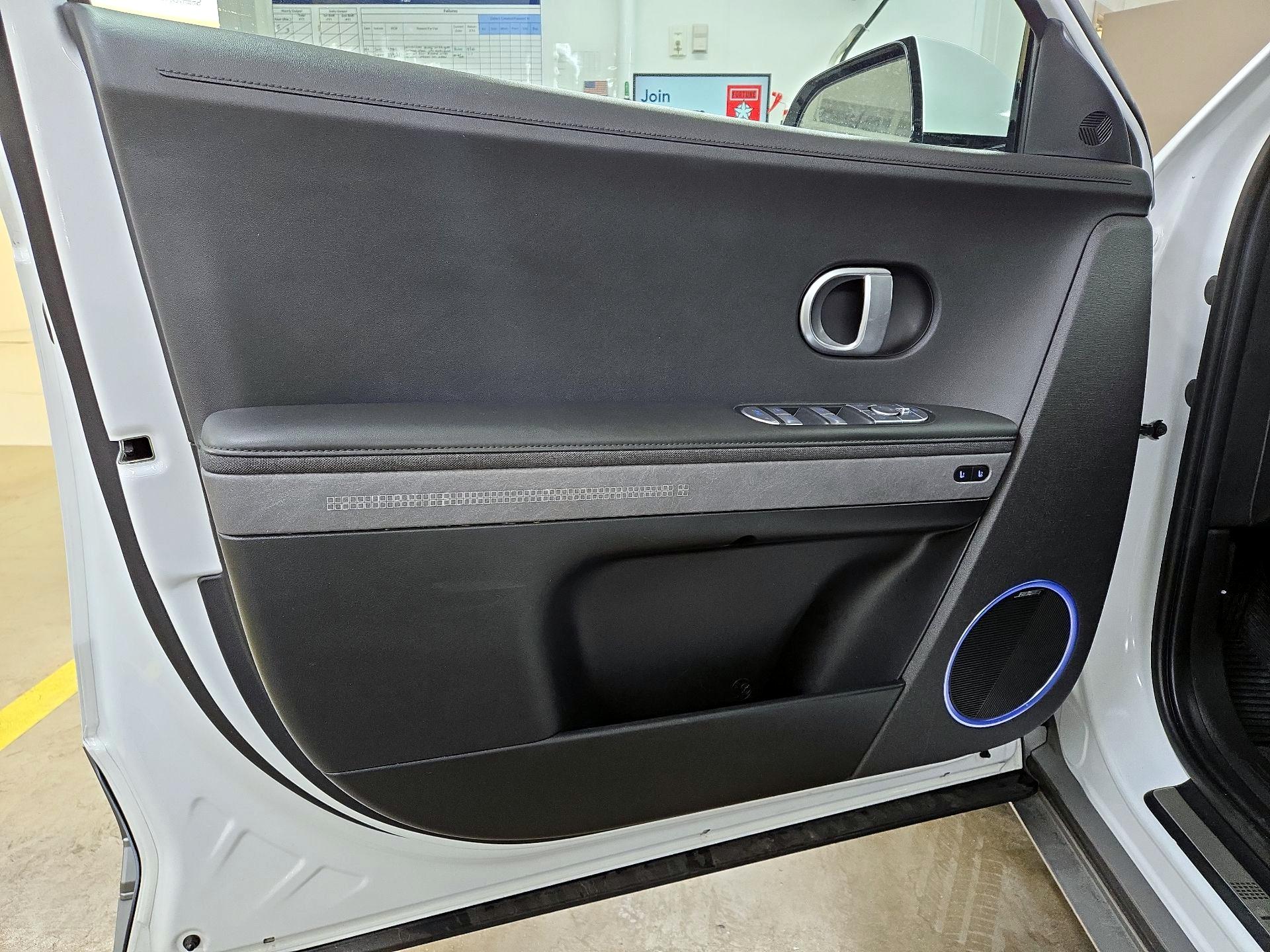 Thumbnail: 2024 Hyundai Ioniq 5 - 12
