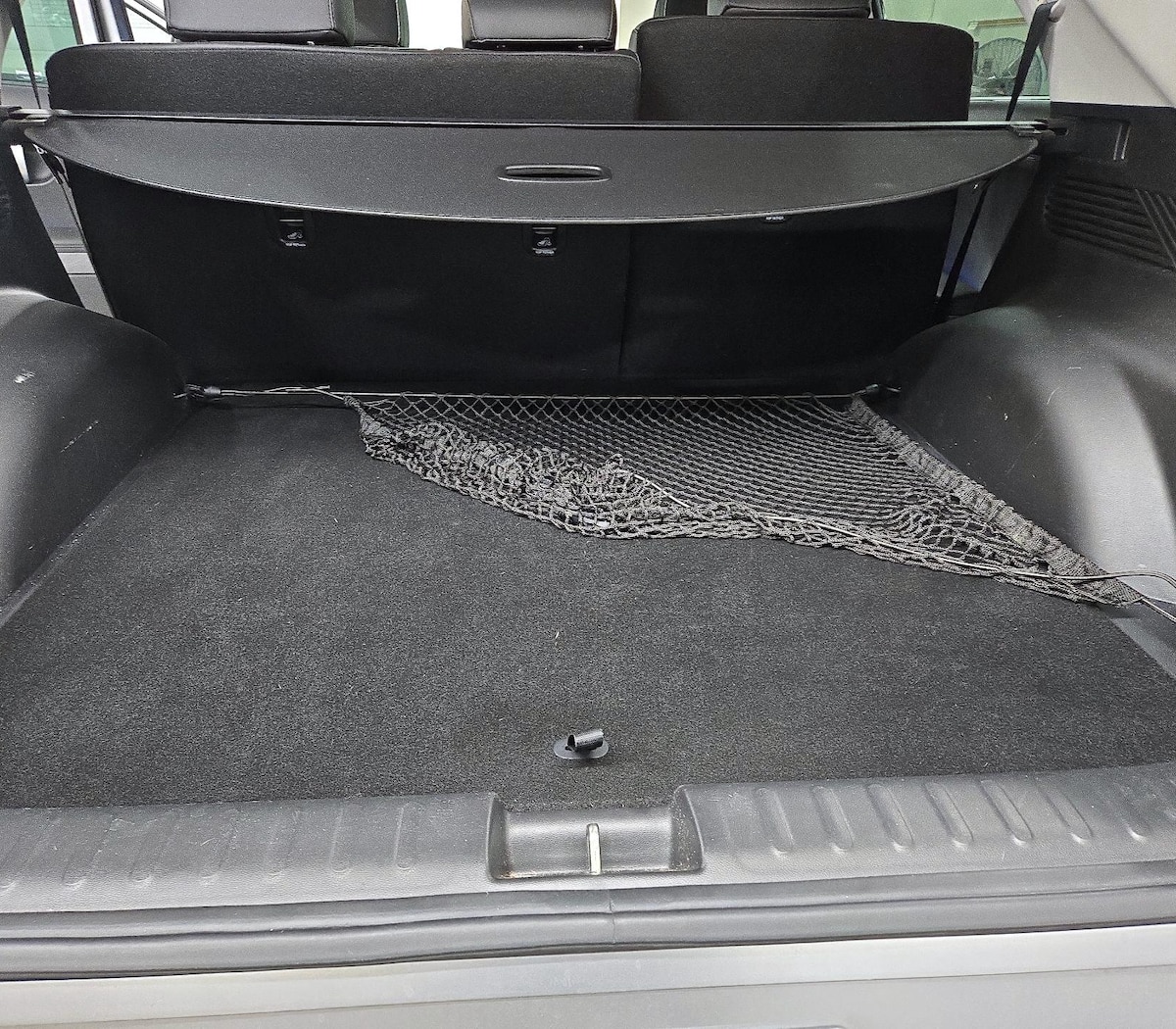 Trunk/Cargo (Seats Up)