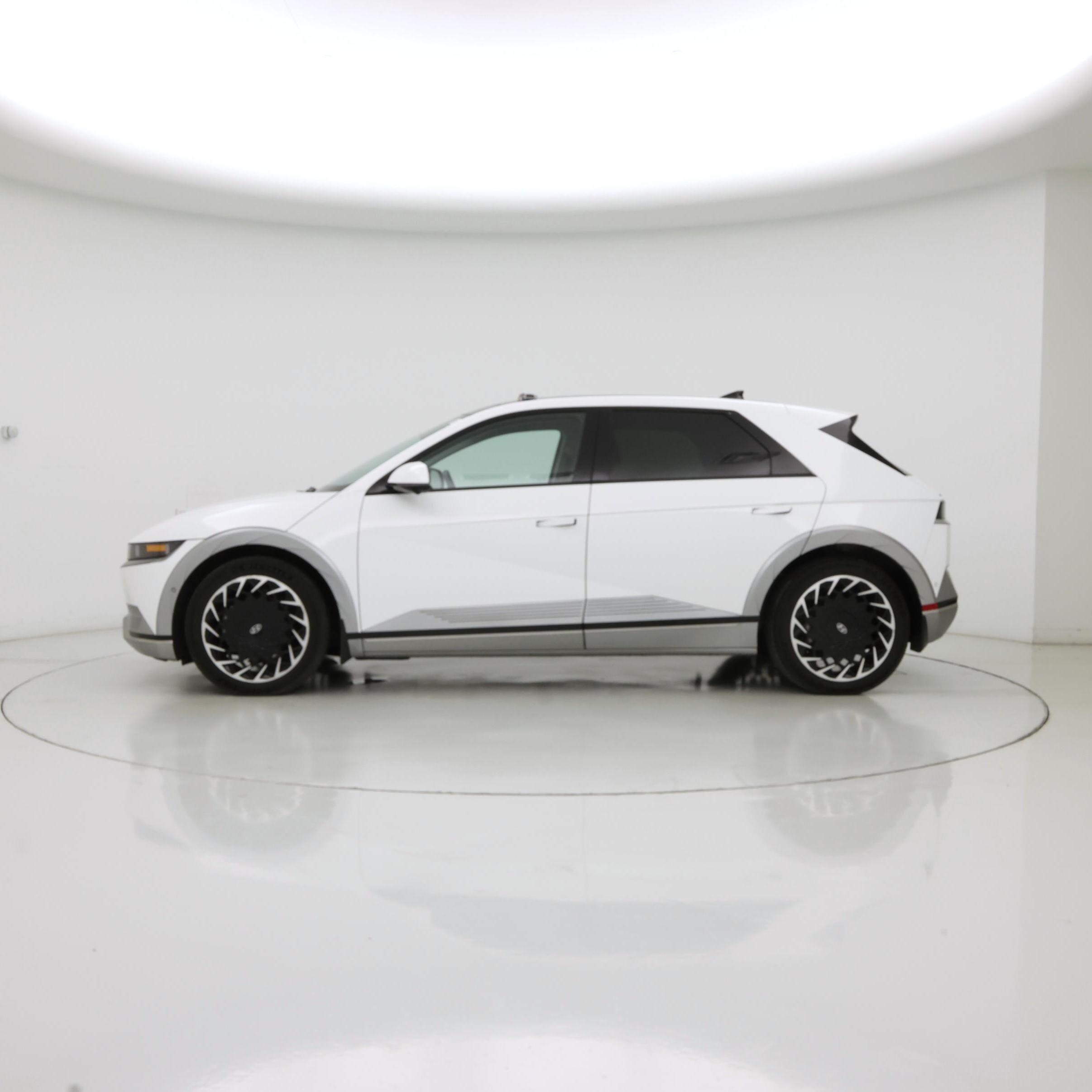 Thumbnail: 2024 Hyundai Ioniq 5 - 3