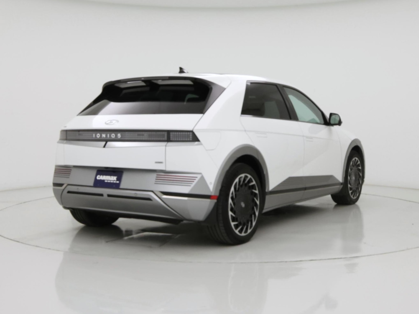2024 Hyundai IONIQ 5 Limited - Photo 9