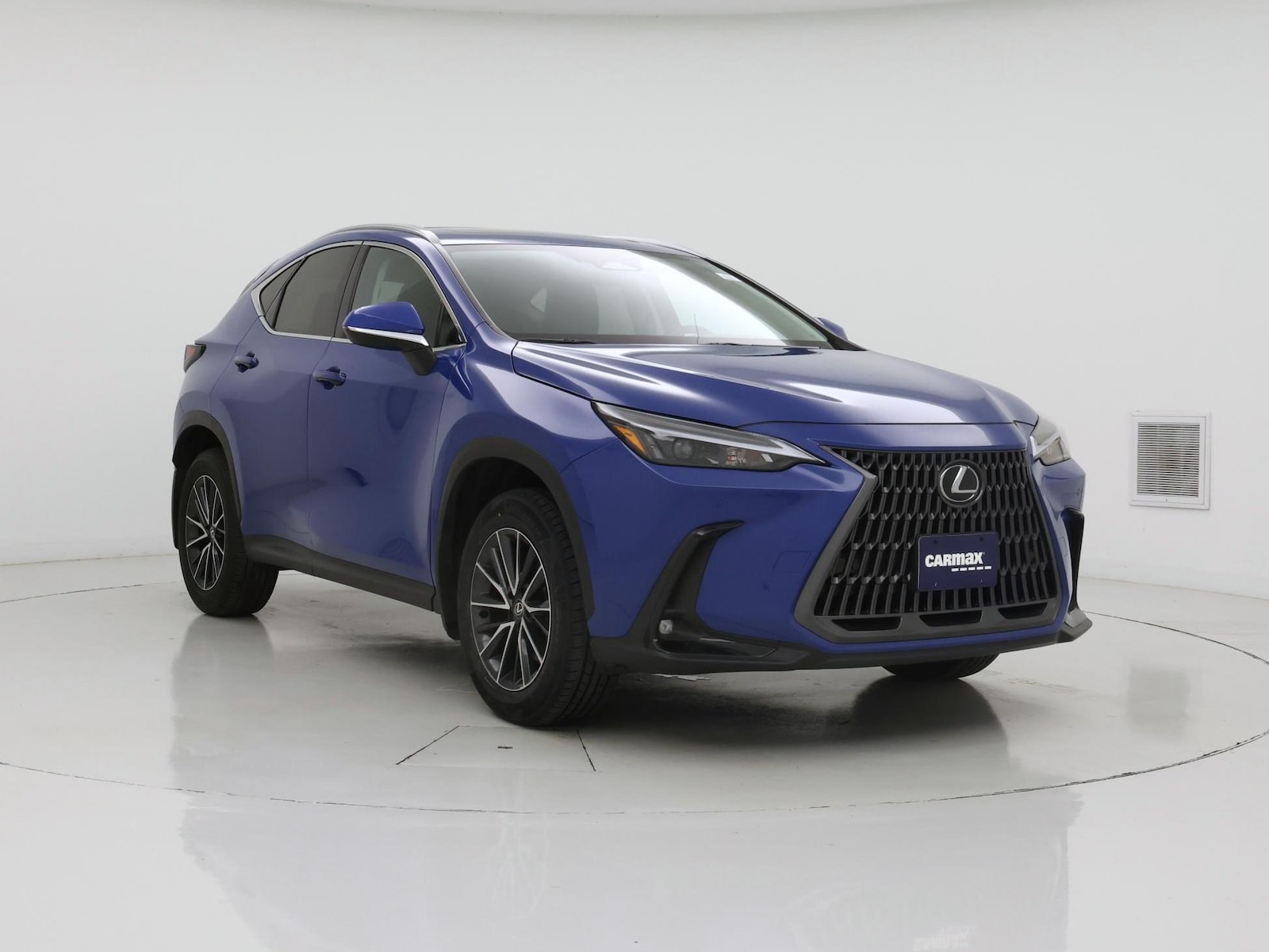 2025 Lexus NX 250 - Photo 2