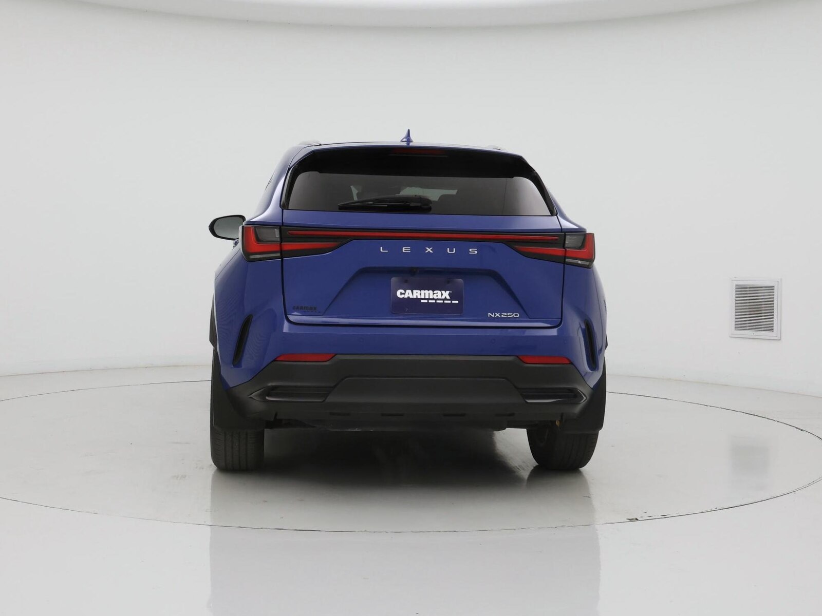 2025 Lexus NX 250 - Photo 7