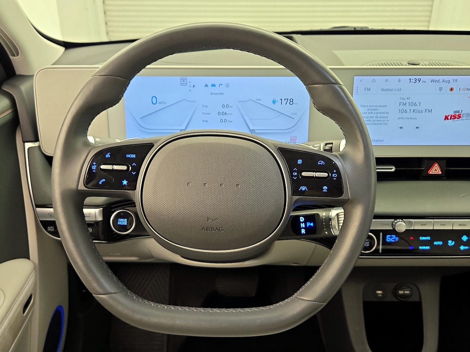 2024 Hyundai IONIQ 5 Limited - Photo 11