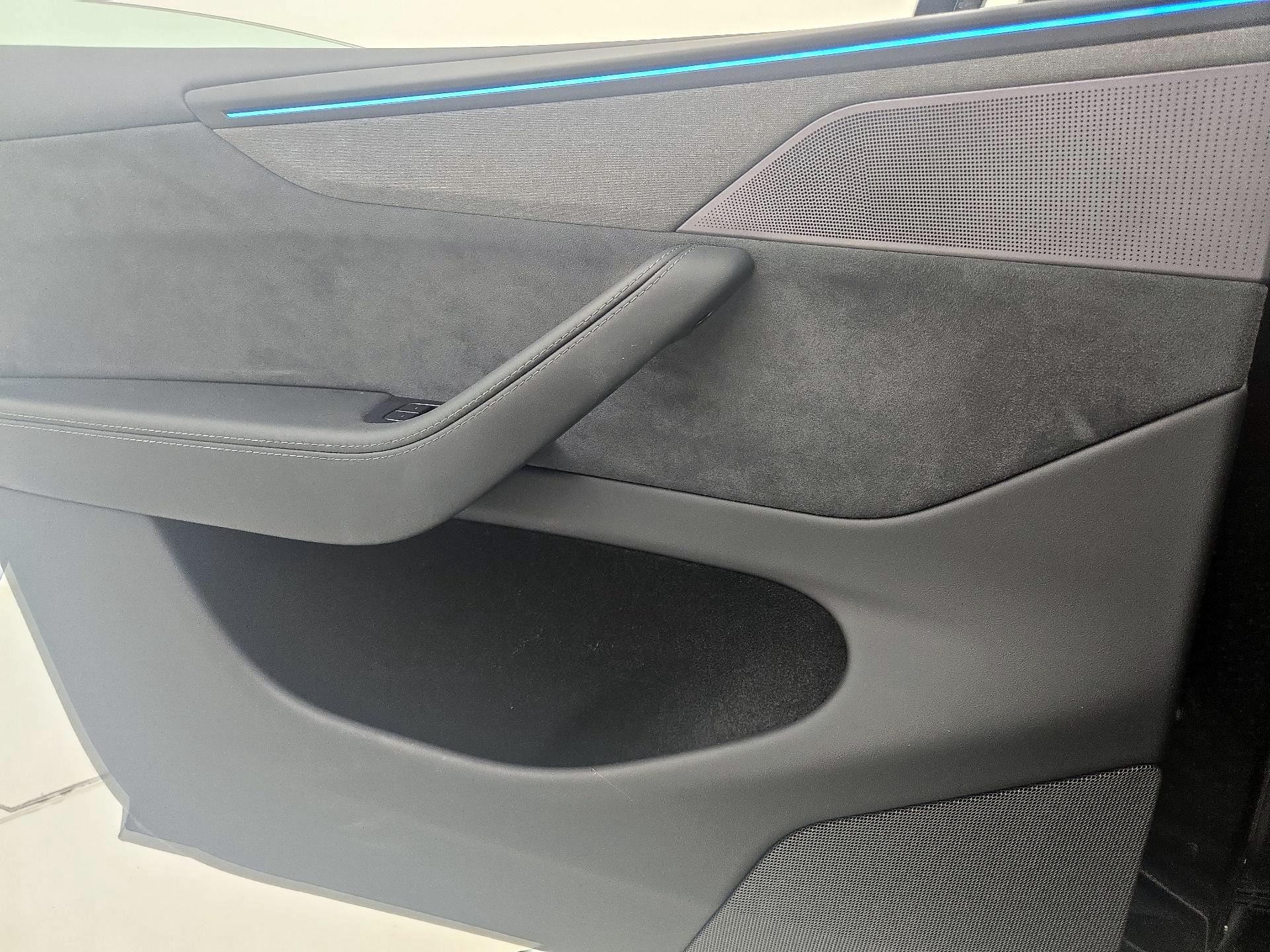 Thumbnail: 2026 Tesla Model Y - 12