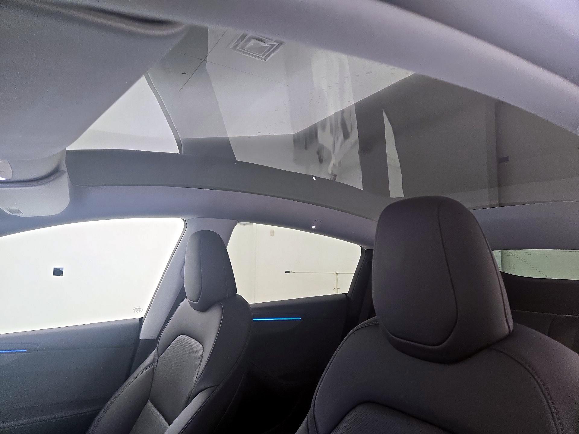 Thumbnail: 2026 Tesla Model Y - 17