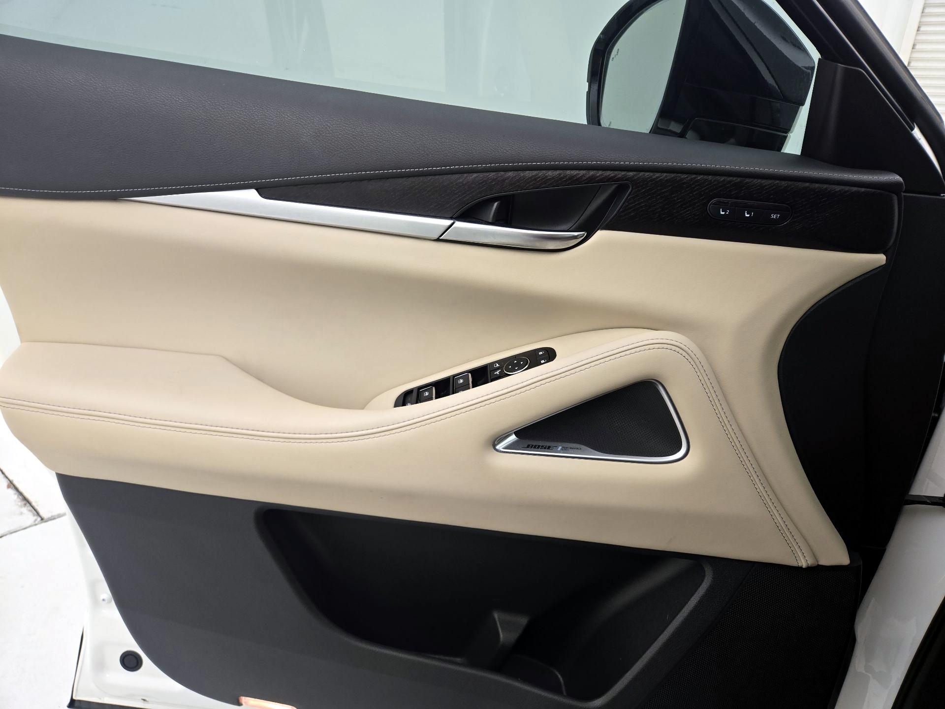 Thumbnail: 2023 INFINITI QX60 - 12