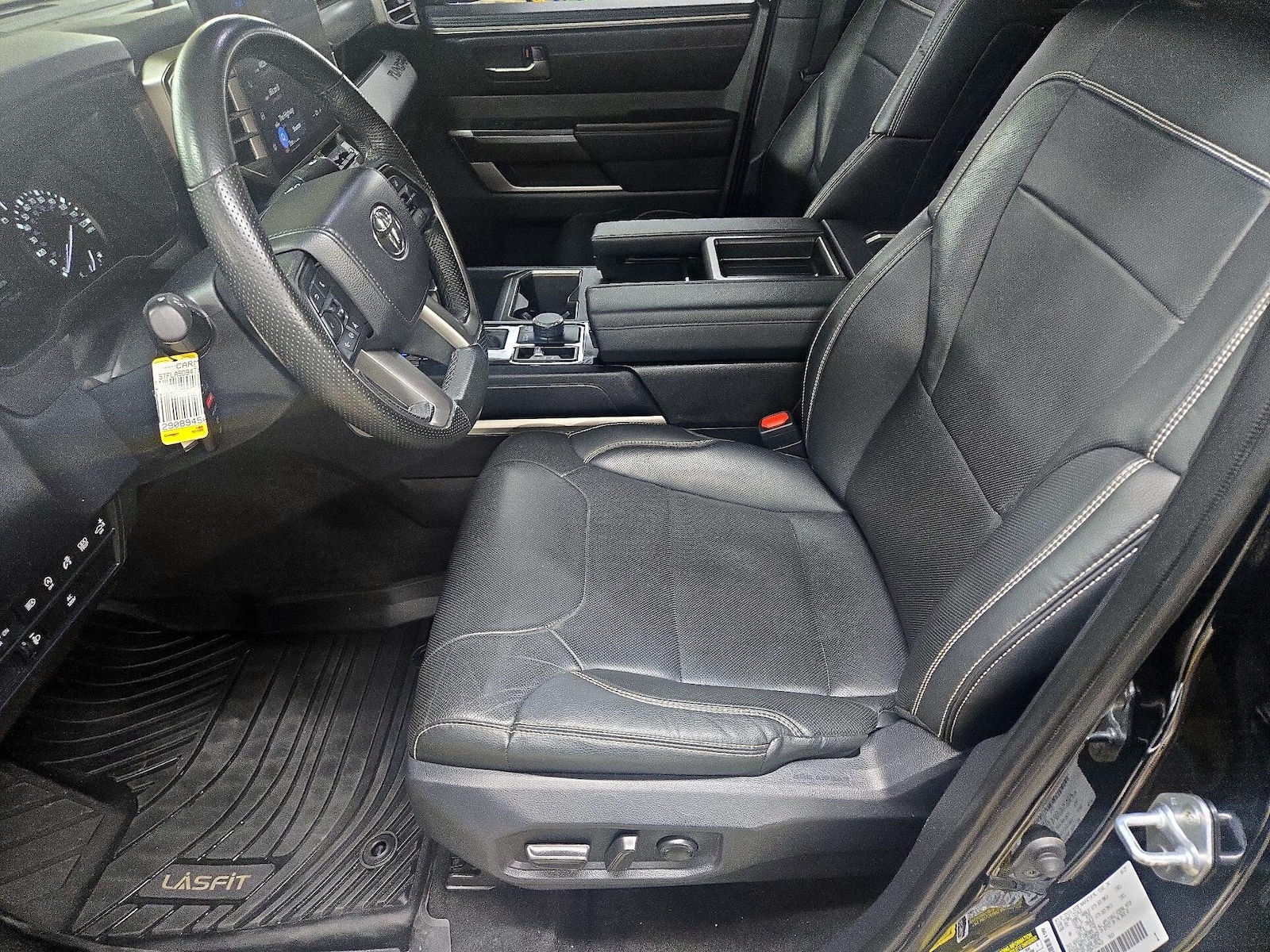 2026 Toyota Tundra SR5 - Photo 12