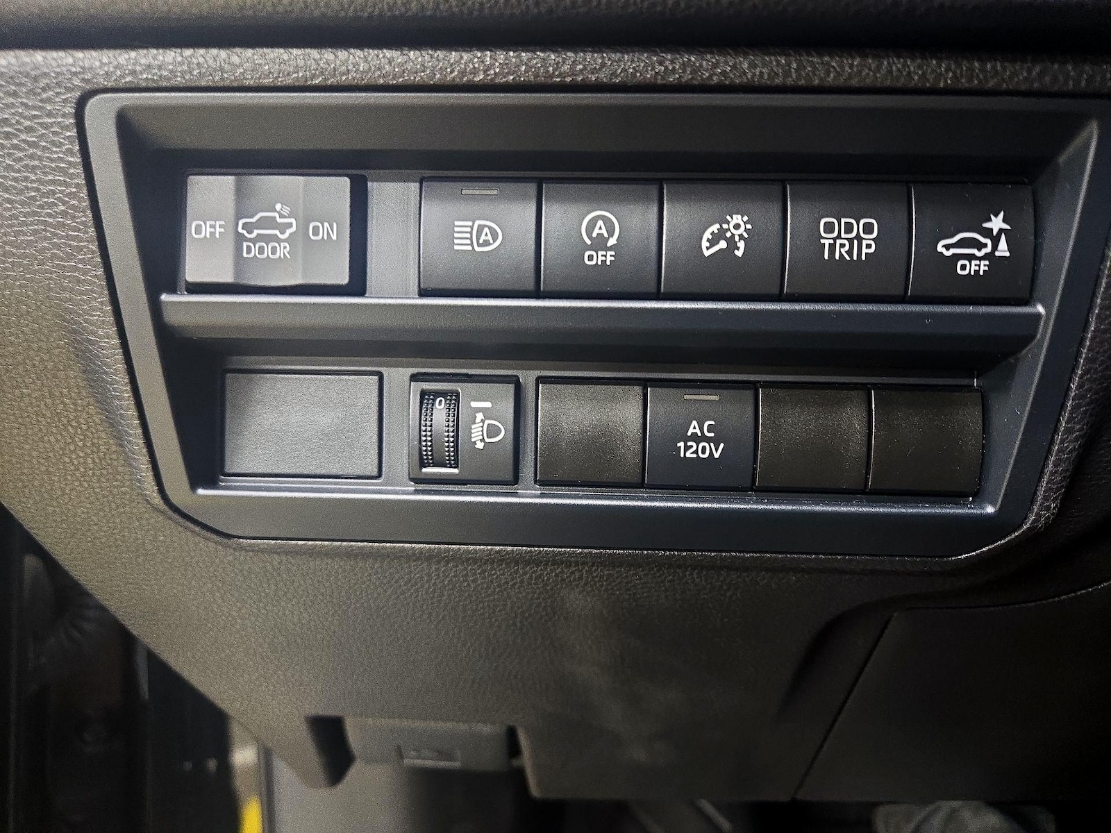 2026 Toyota Tundra SR5 - Photo 14