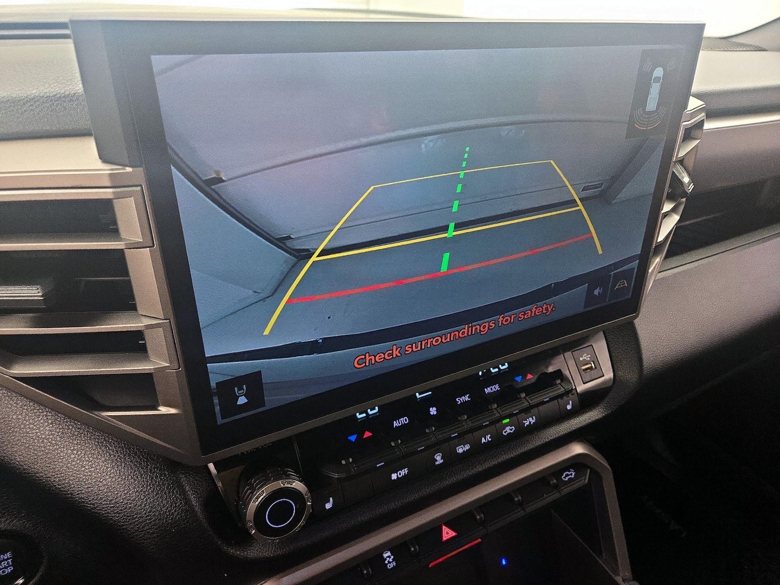 2026 Toyota Tundra SR5 - Photo 15
