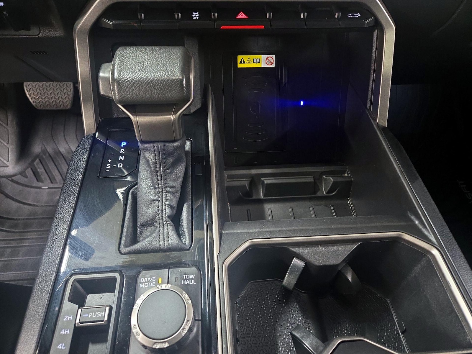 2026 Toyota Tundra SR5 - Photo 18