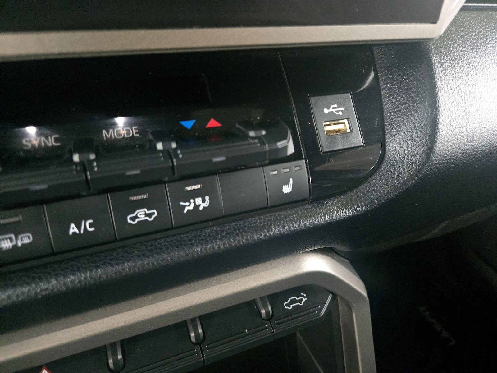 2026 Toyota Tundra SR5 - Photo 19