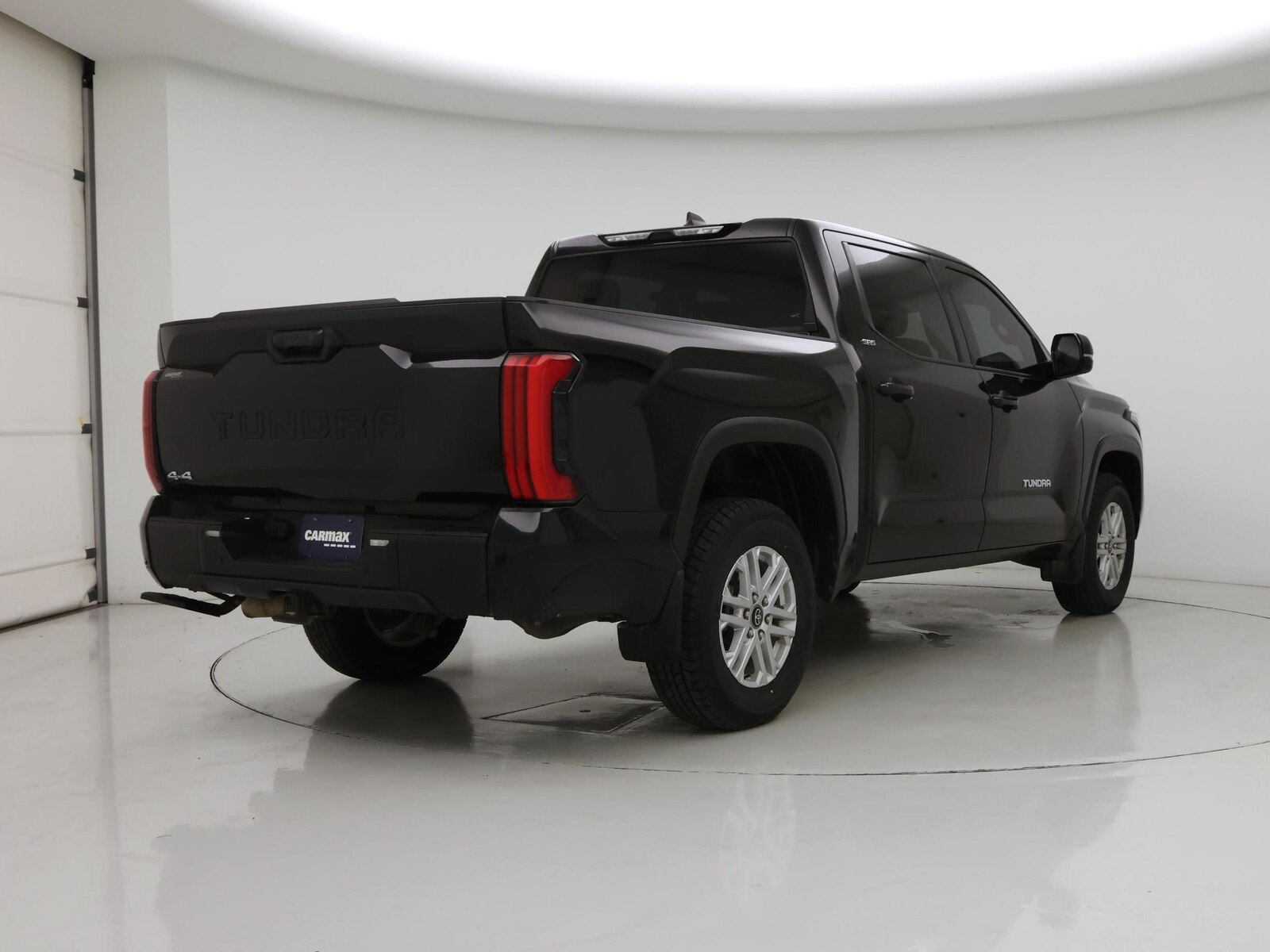 2026 Toyota Tundra SR5 - Photo 9