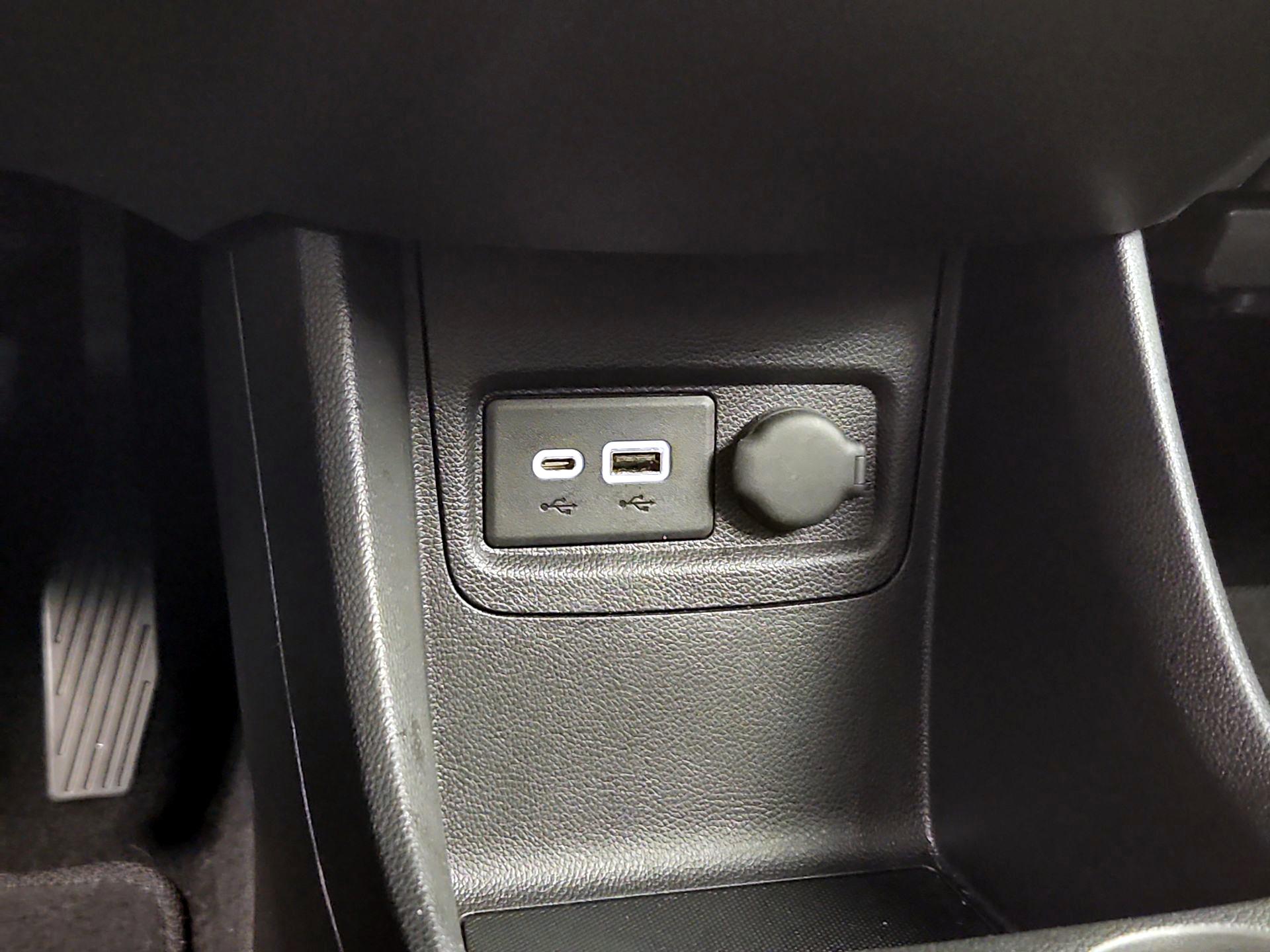 Thumbnail: 2021 Chevrolet Spark - 18