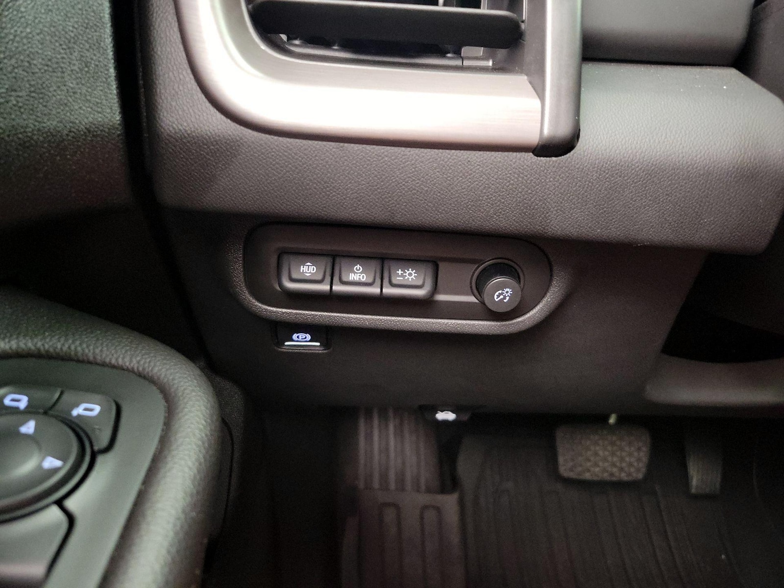 2022 GMC Terrain AT4 - Photo 14