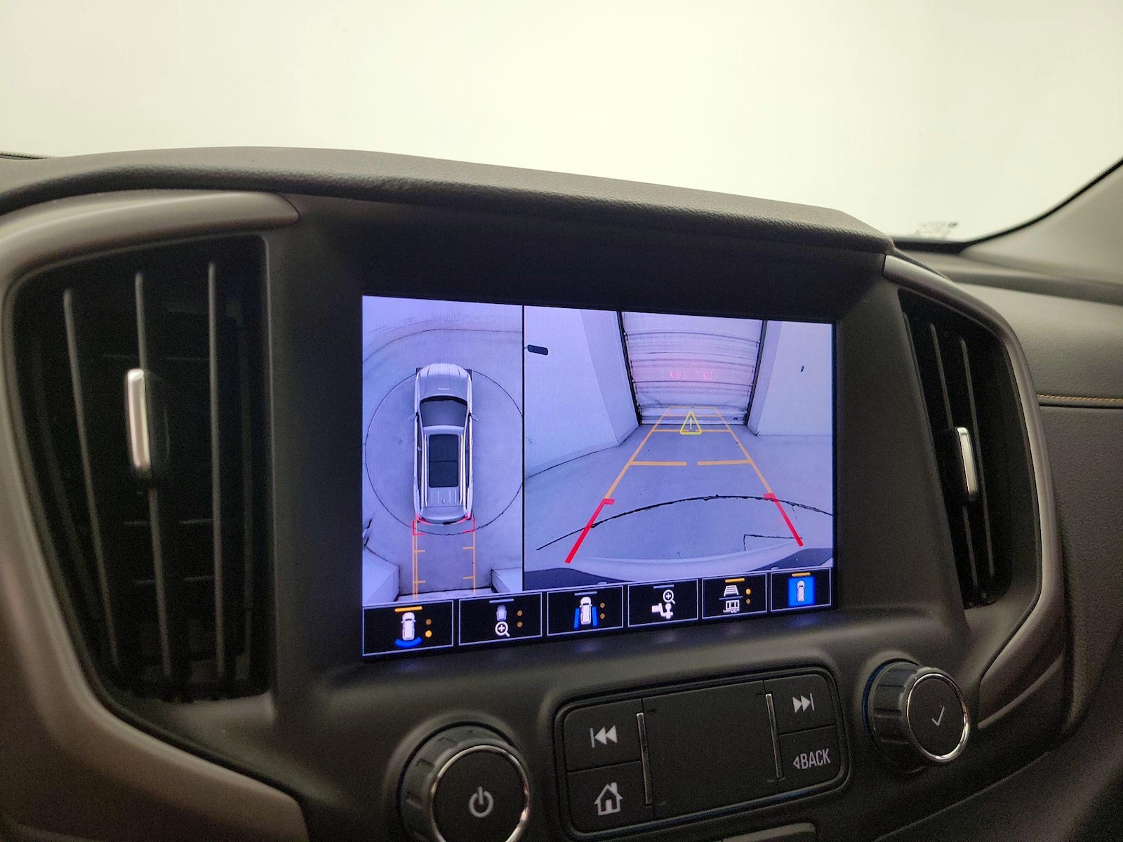 2022 GMC Terrain AT4 - Photo 15