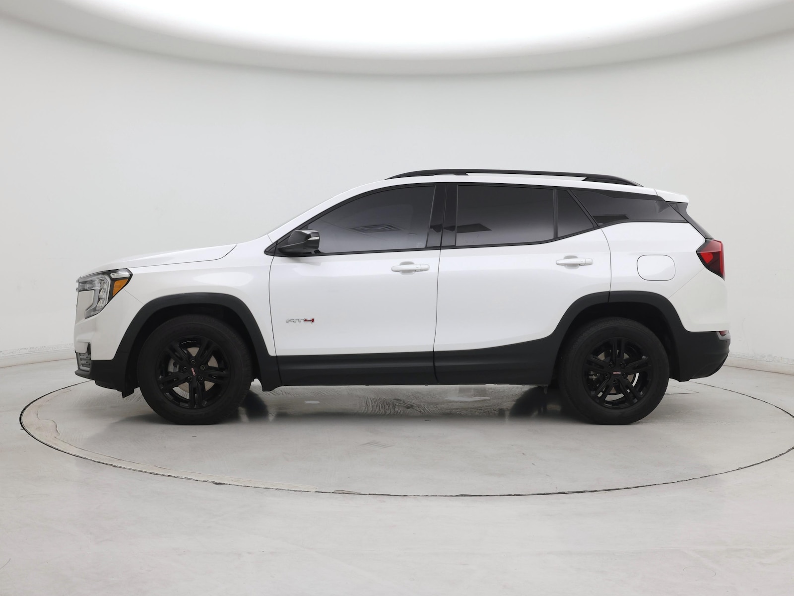 2022 GMC Terrain AT4 - Photo 4
