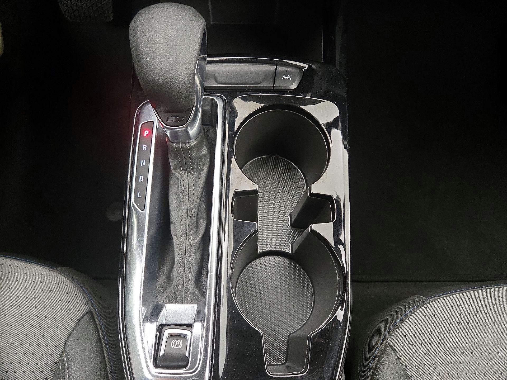 Thumbnail: 2025 Chevrolet Trax - 17