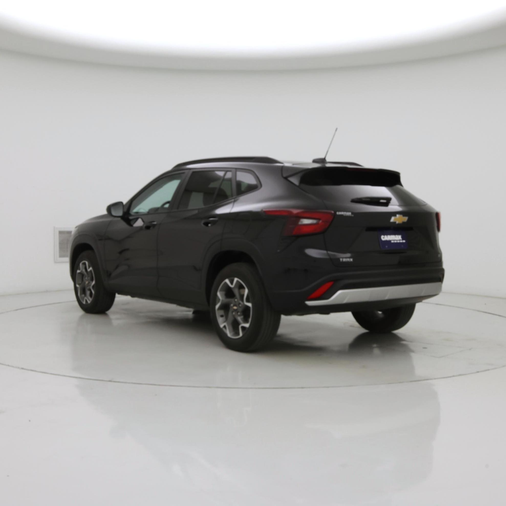 Thumbnail: 2025 Chevrolet Trax - 2