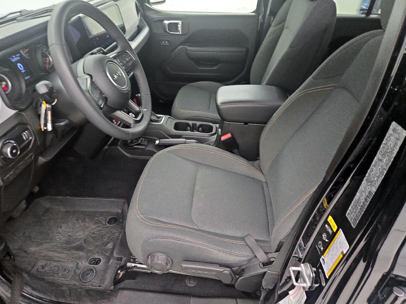 2025 Jeep Wrangler 4-Door Willys - Photo 12