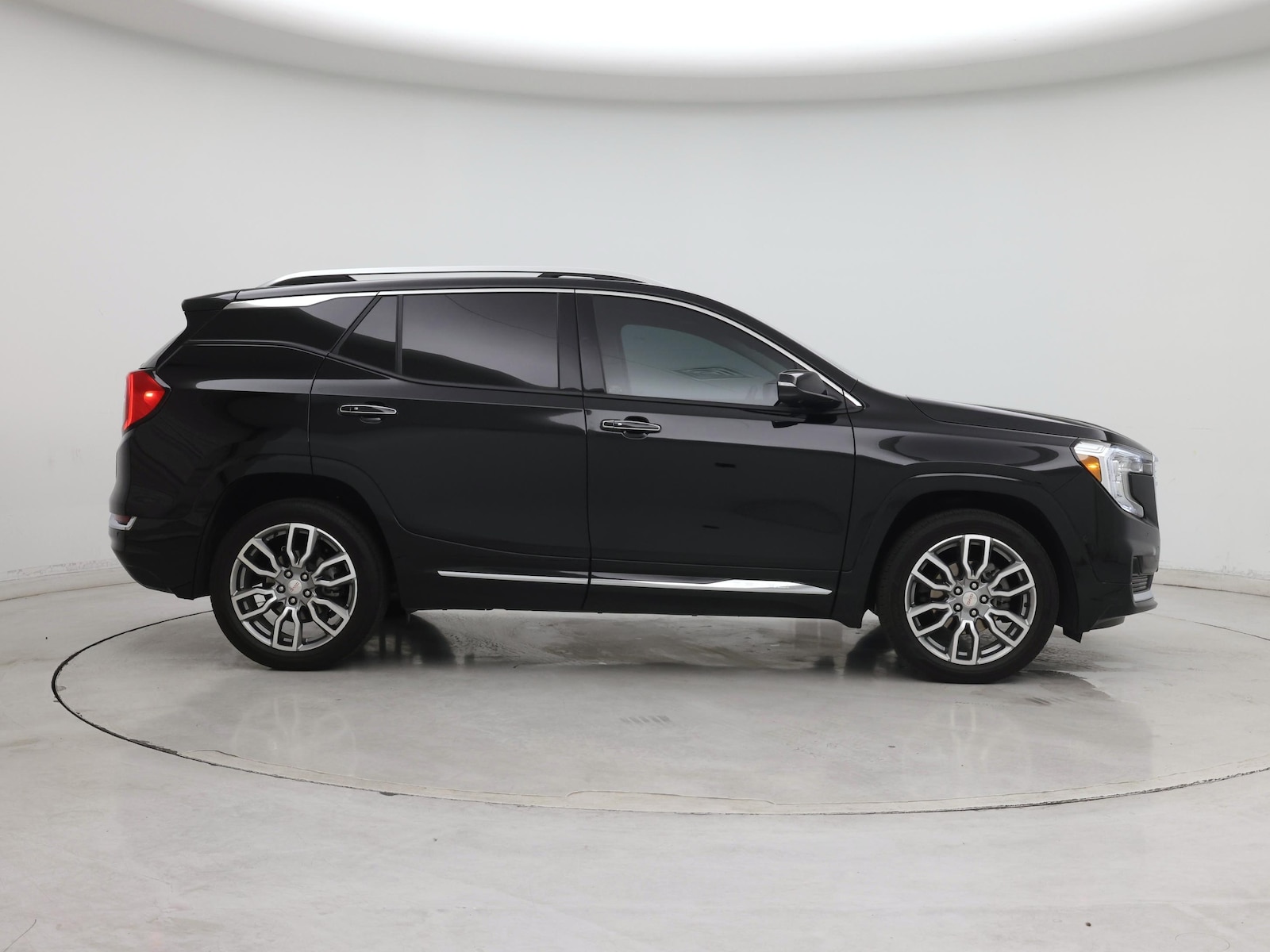 2024 GMC Terrain Denali - Photo 8
