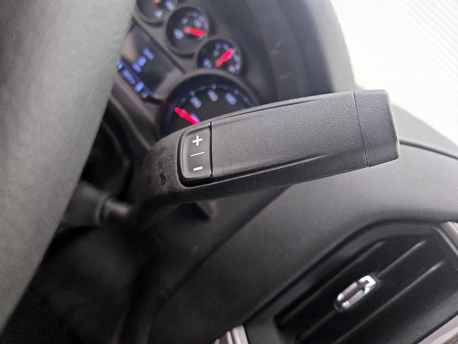 2024 GMC Sierra 1500 Pro - Photo 18