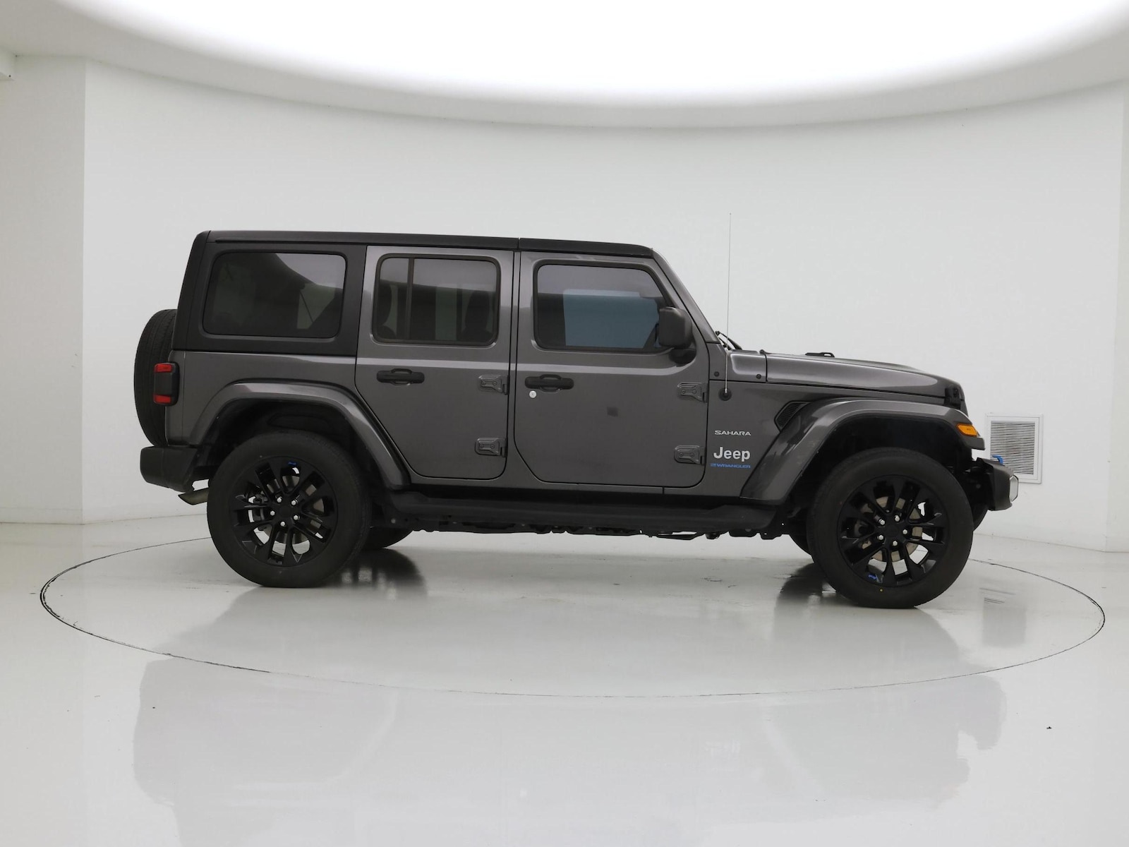 2023 Jeep Wrangler 4xe Sahara 4XE - Photo 8