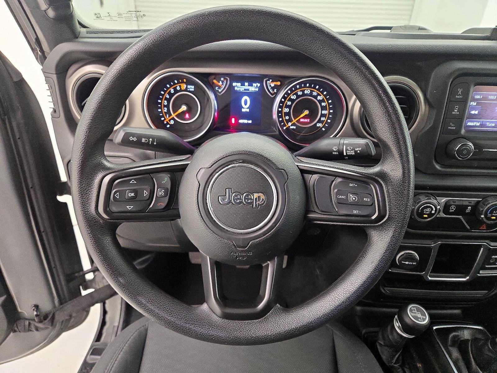 2020 Jeep Wrangler Sport - Photo 11