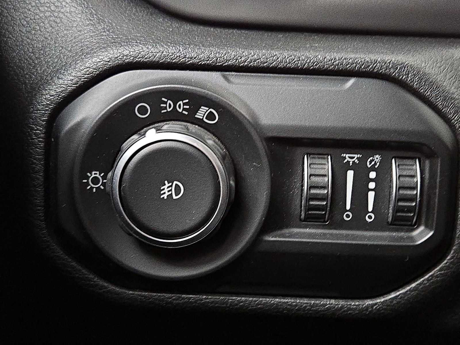 2020 Jeep Wrangler Sport - Photo 14