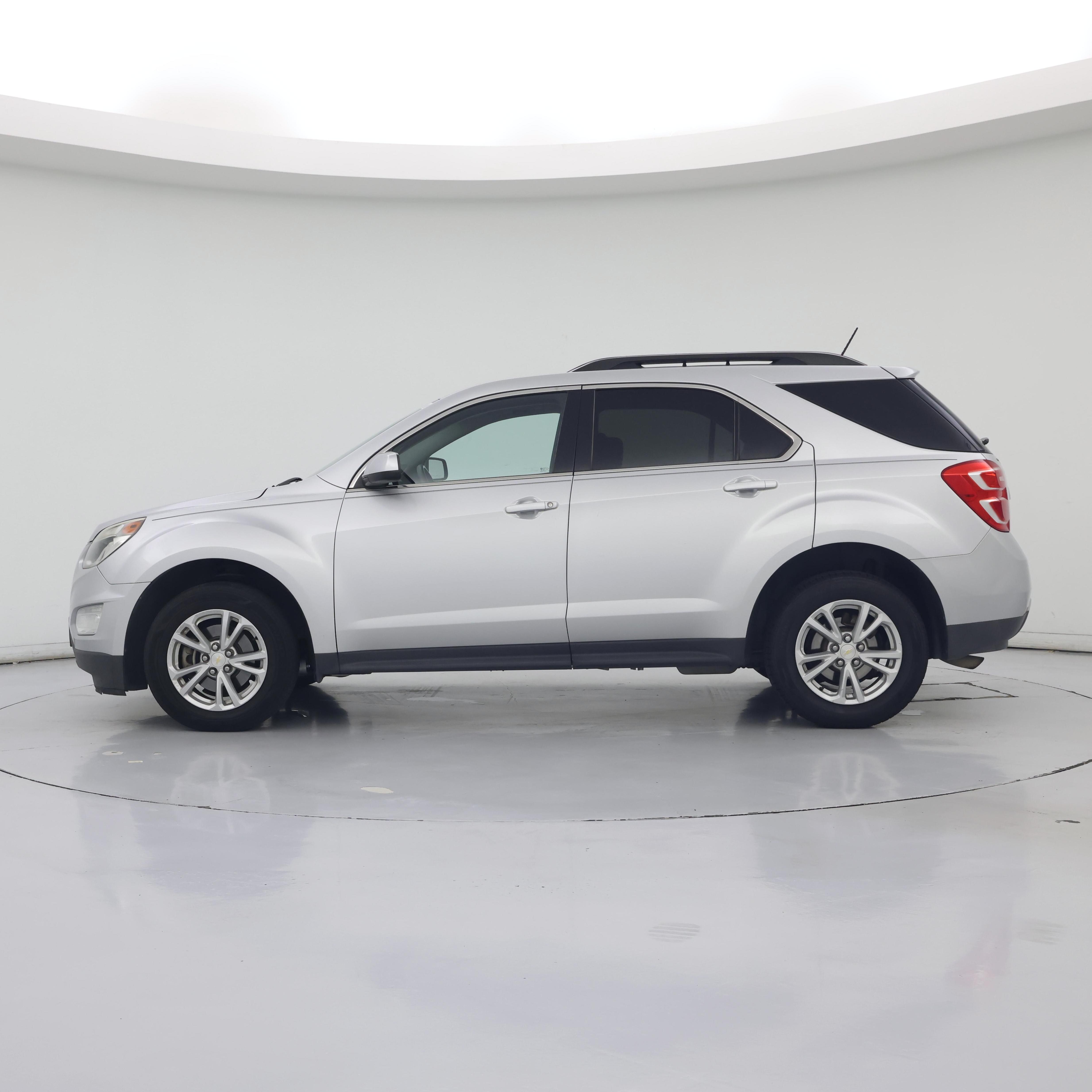 Thumbnail: 2016 Chevrolet Equinox - 3