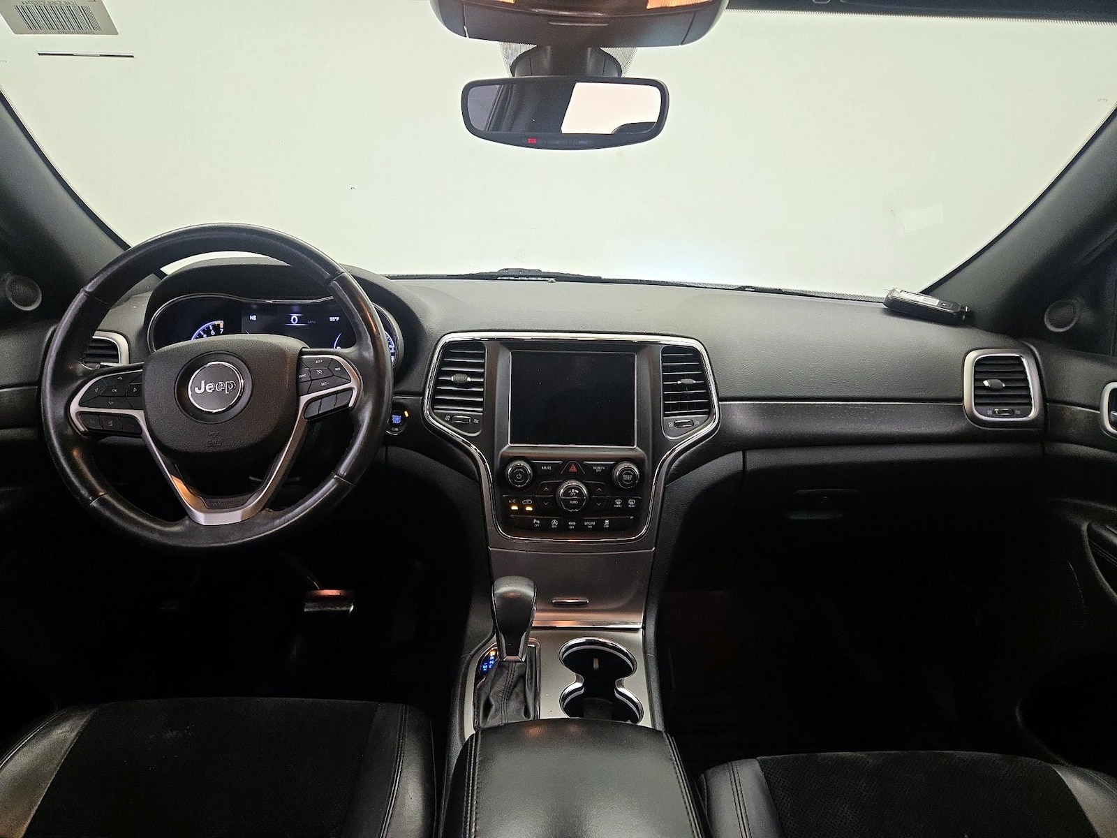 2018 Jeep Grand Cherokee Altitude - Photo 10