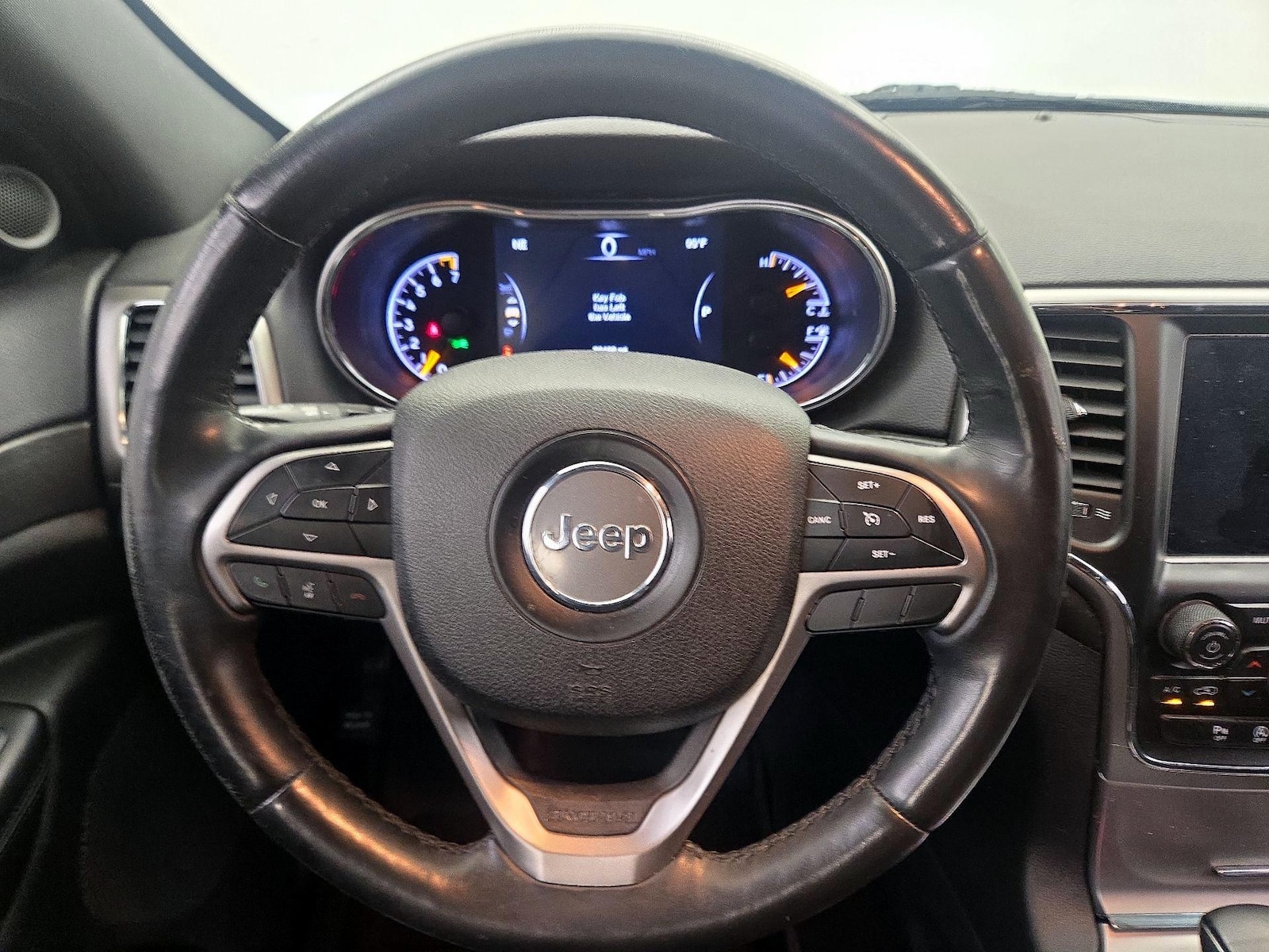 2018 Jeep Grand Cherokee Altitude - Photo 11