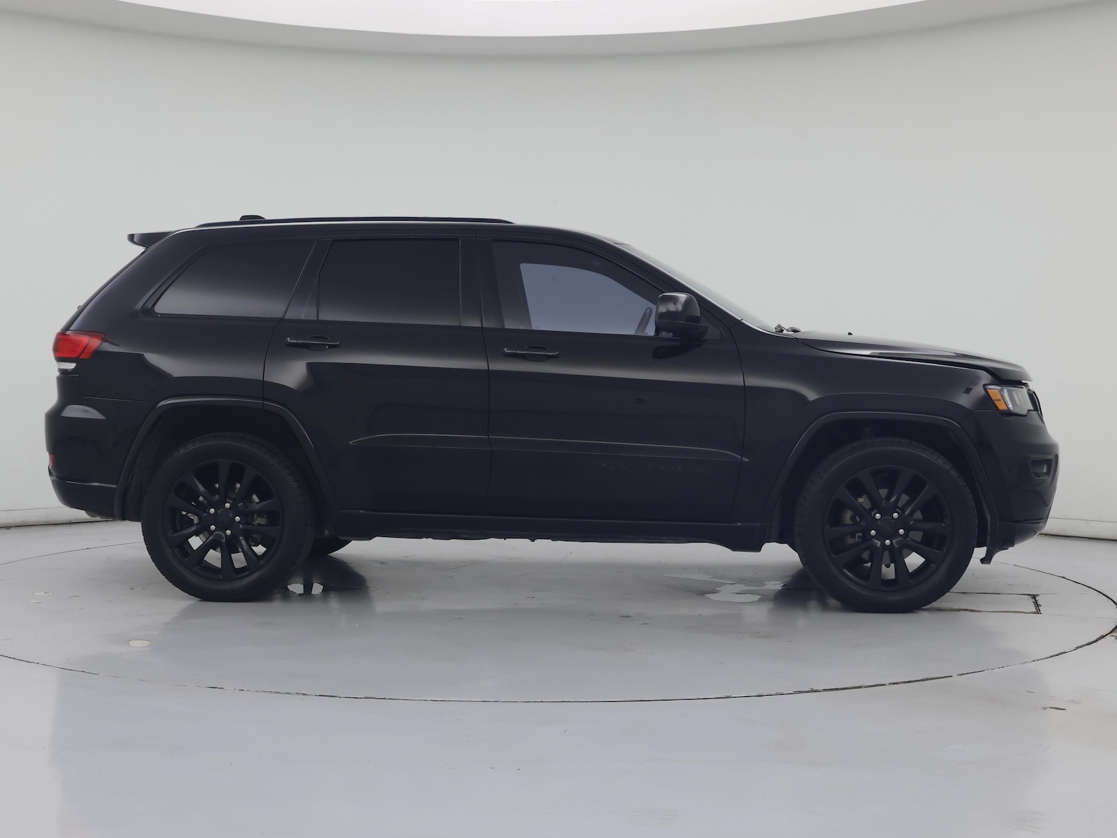 2018 Jeep Grand Cherokee Altitude - Photo 8