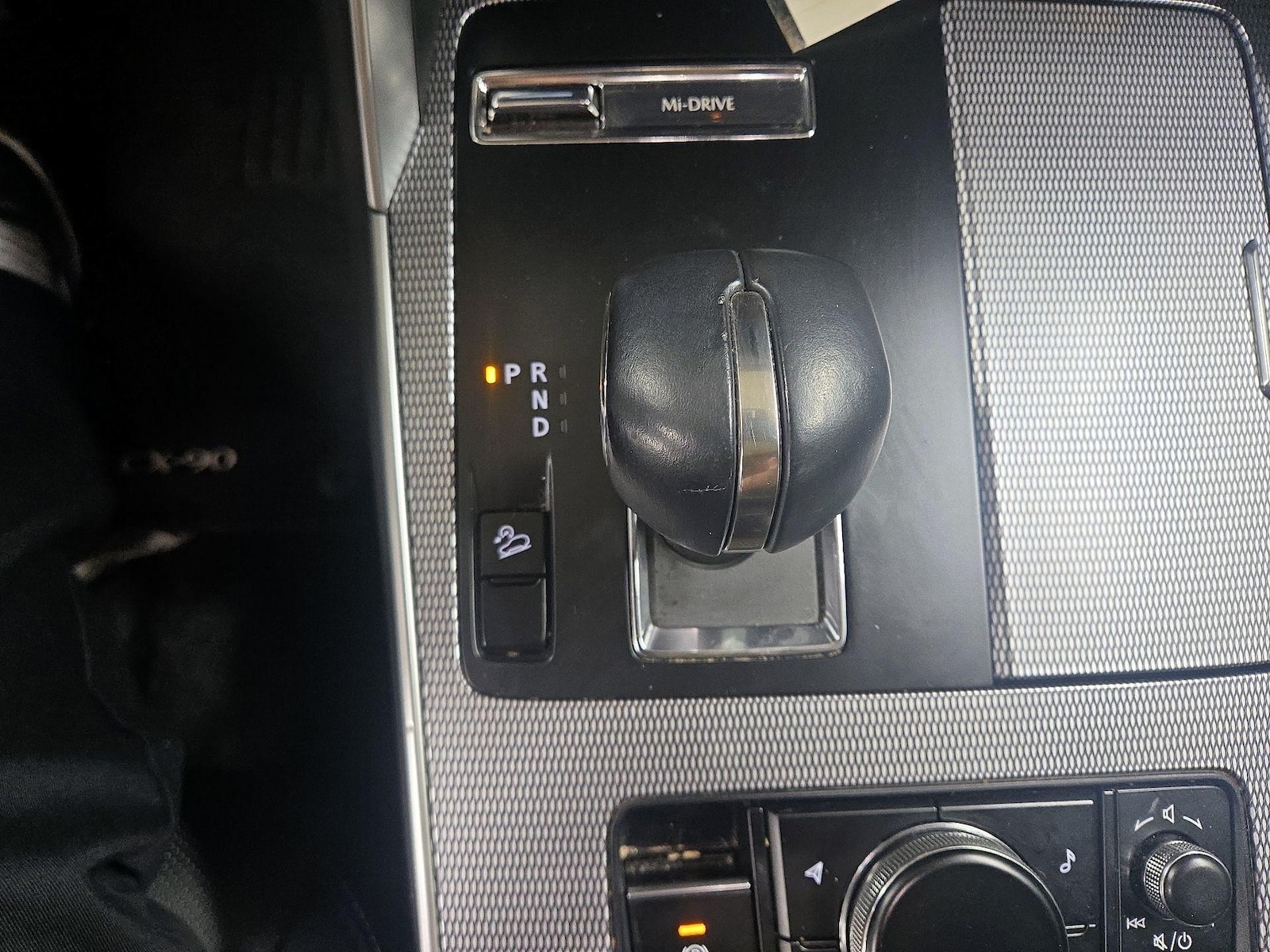 2024 Mazda CX-90 Turbo Premium Package - Photo 19