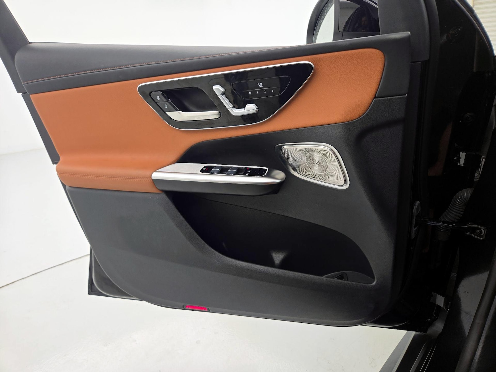 2024 Mercedes-Benz GLC GLC300 - Photo 13