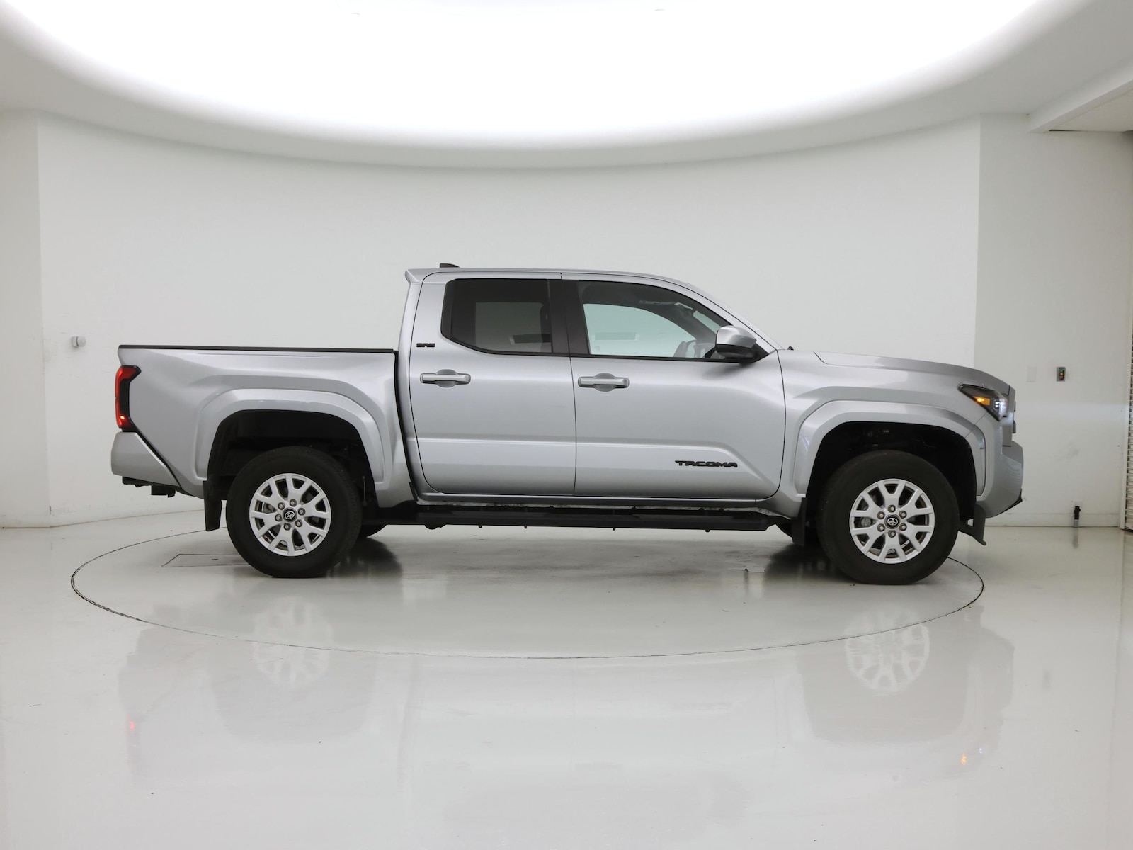 2024 Toyota Tacoma SR5, photo 8
