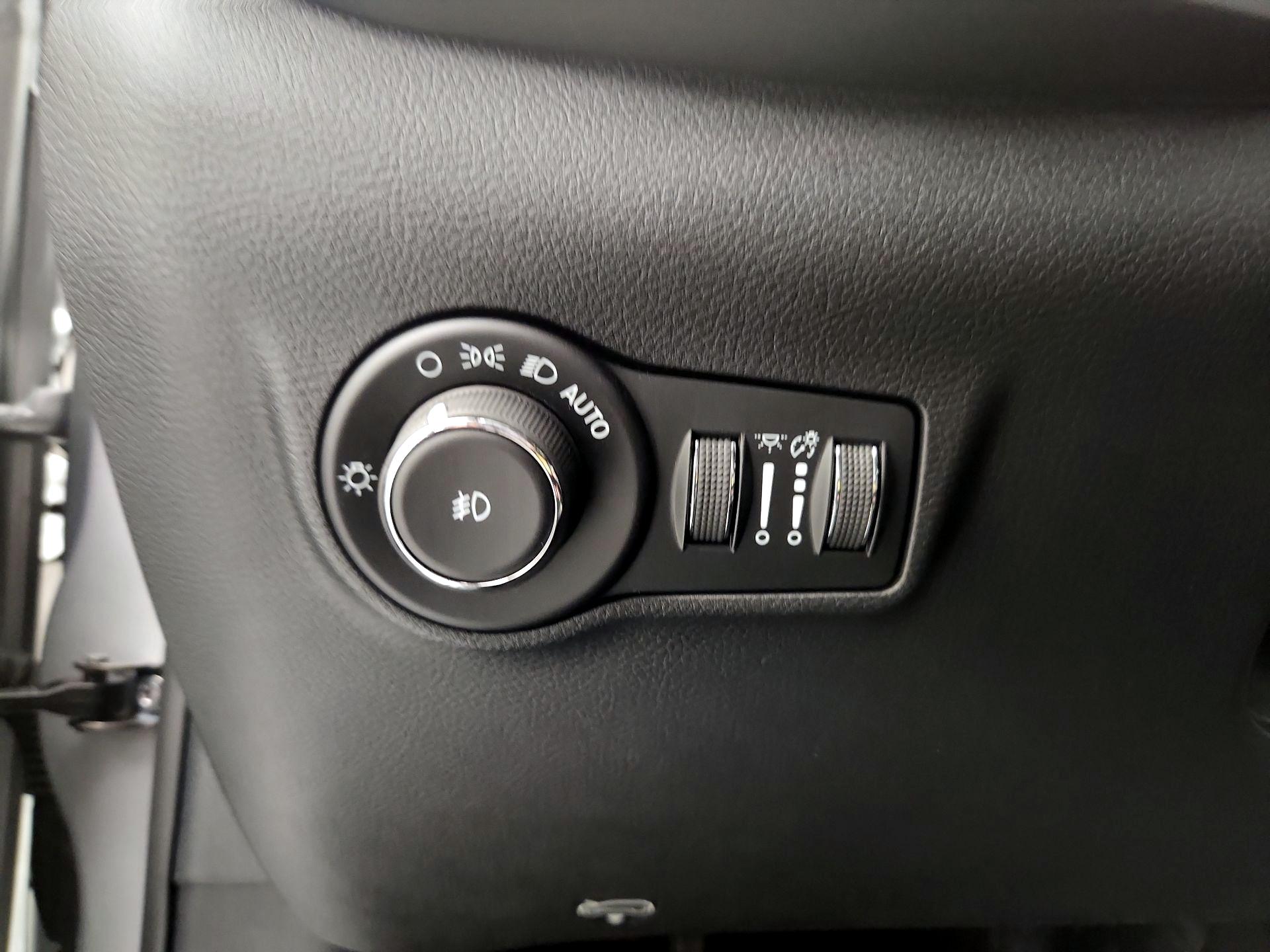 Thumbnail: 2026 Jeep Compass - 13