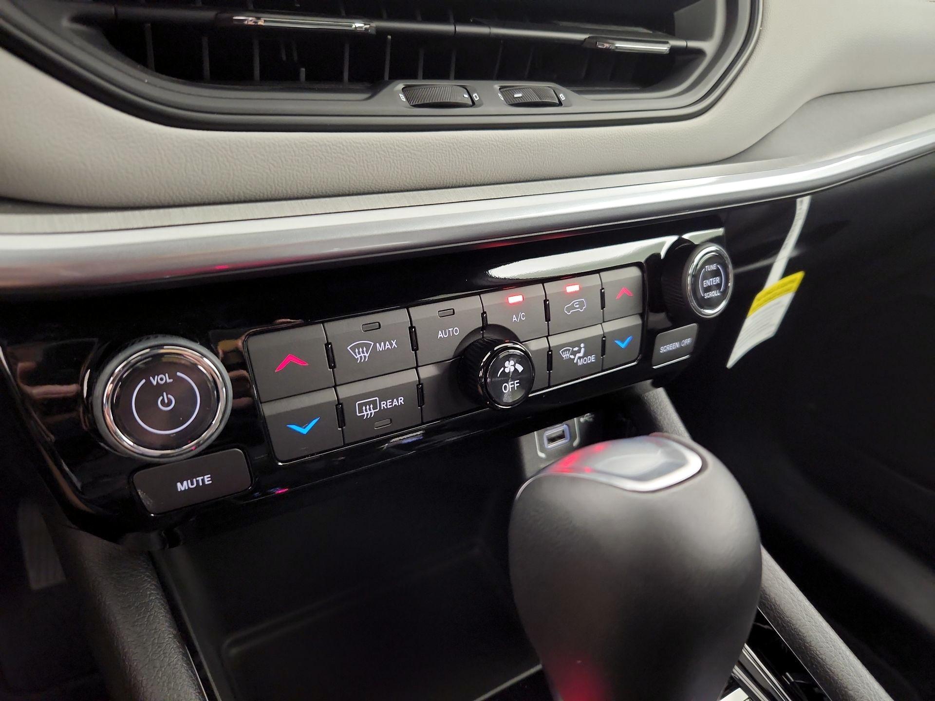 Thumbnail: 2026 Jeep Compass - 16