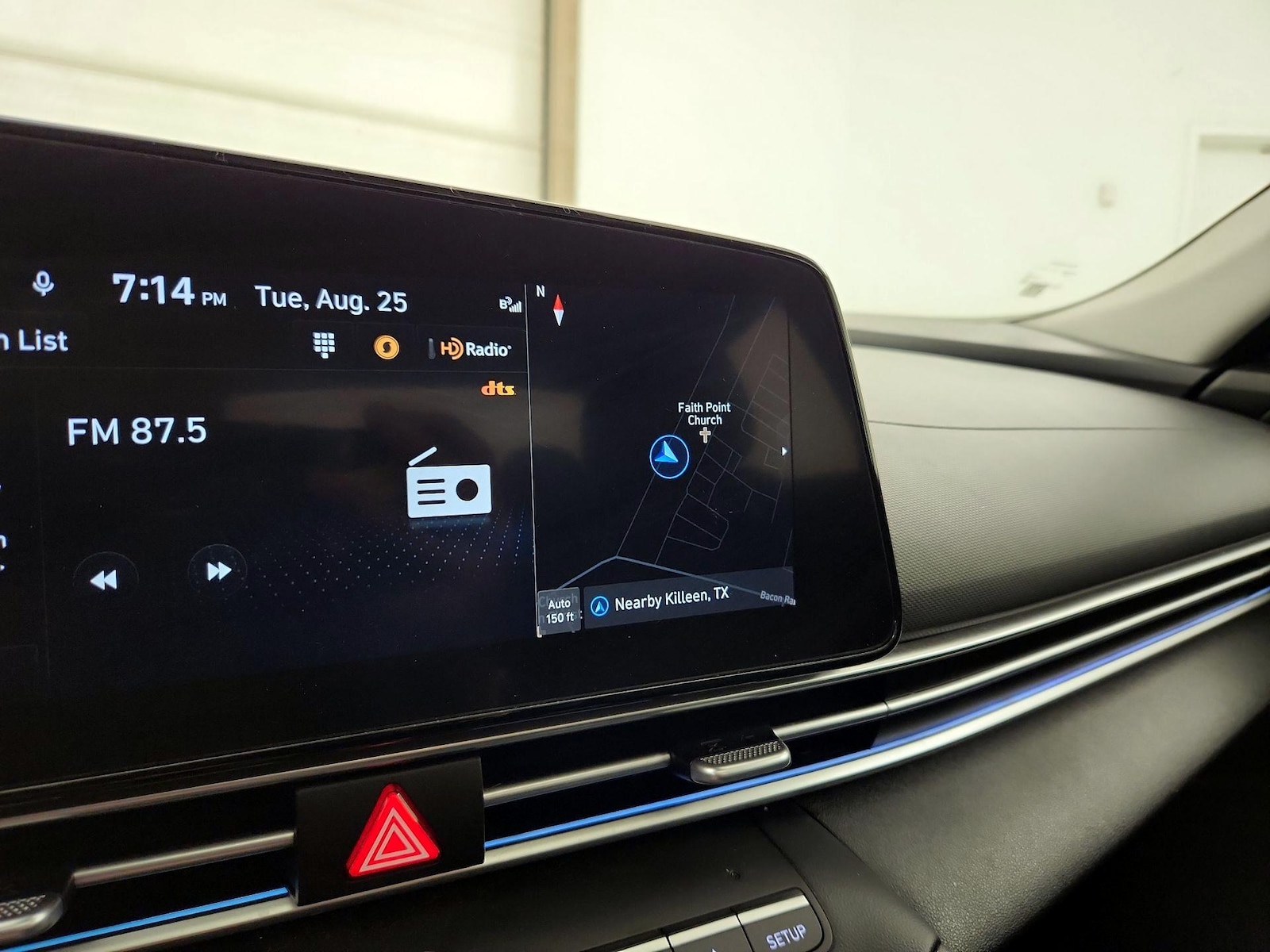 2023 Hyundai Elantra Limited - Photo 15