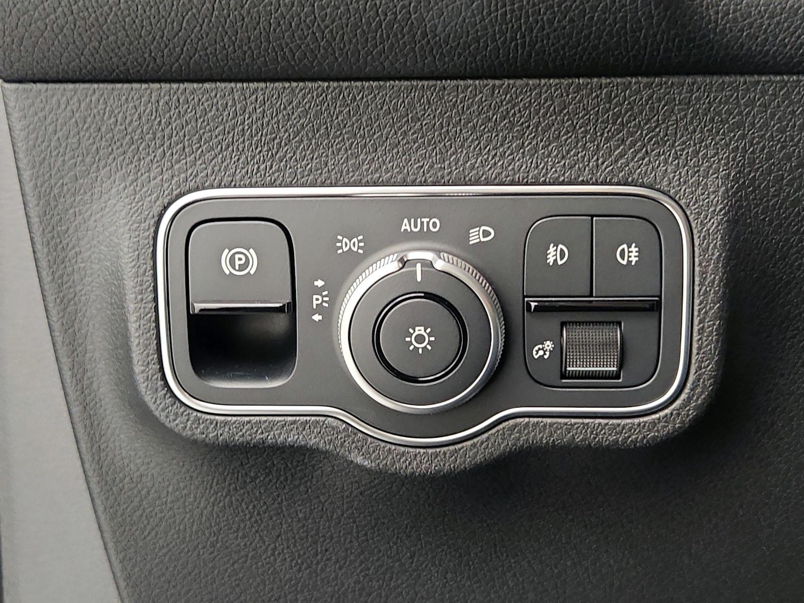 2023 Mercedes-Benz GLB Base - Photo 14